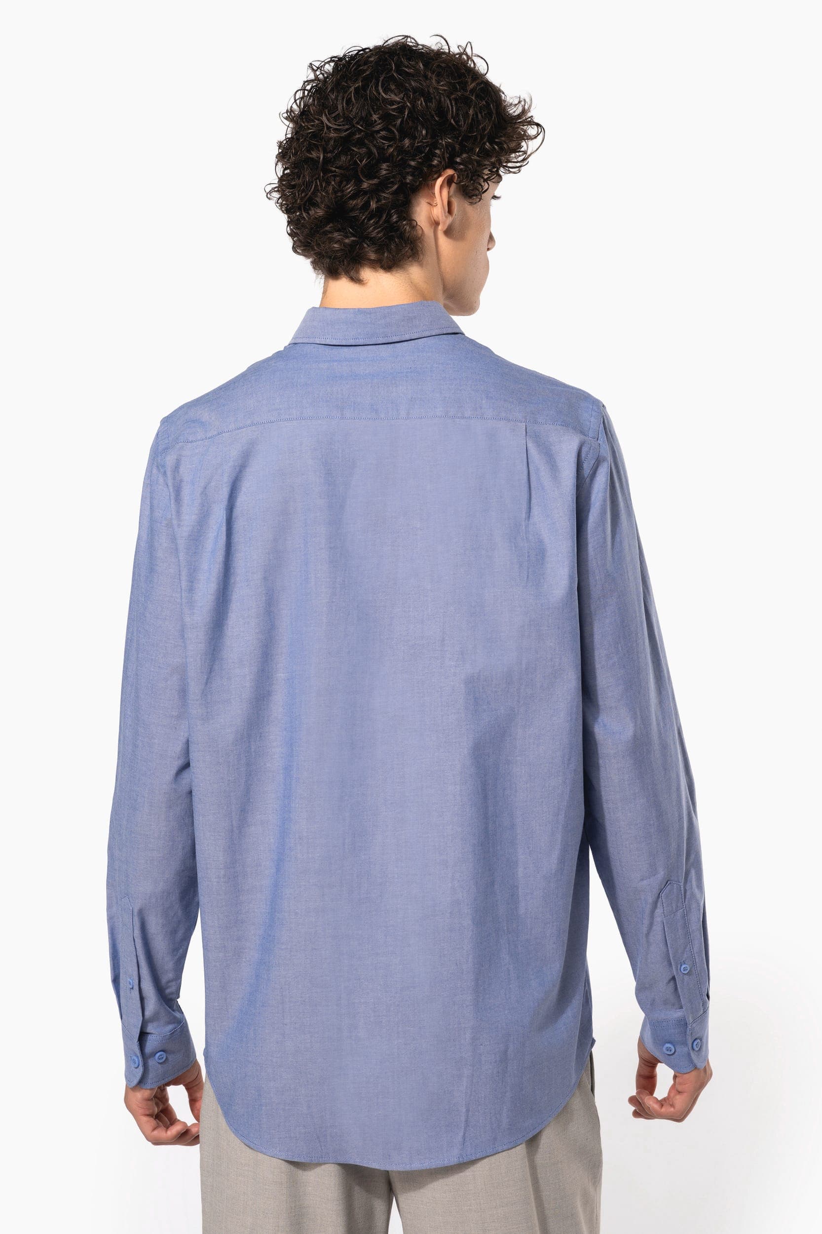 Chemise Oxford manches longues en situation