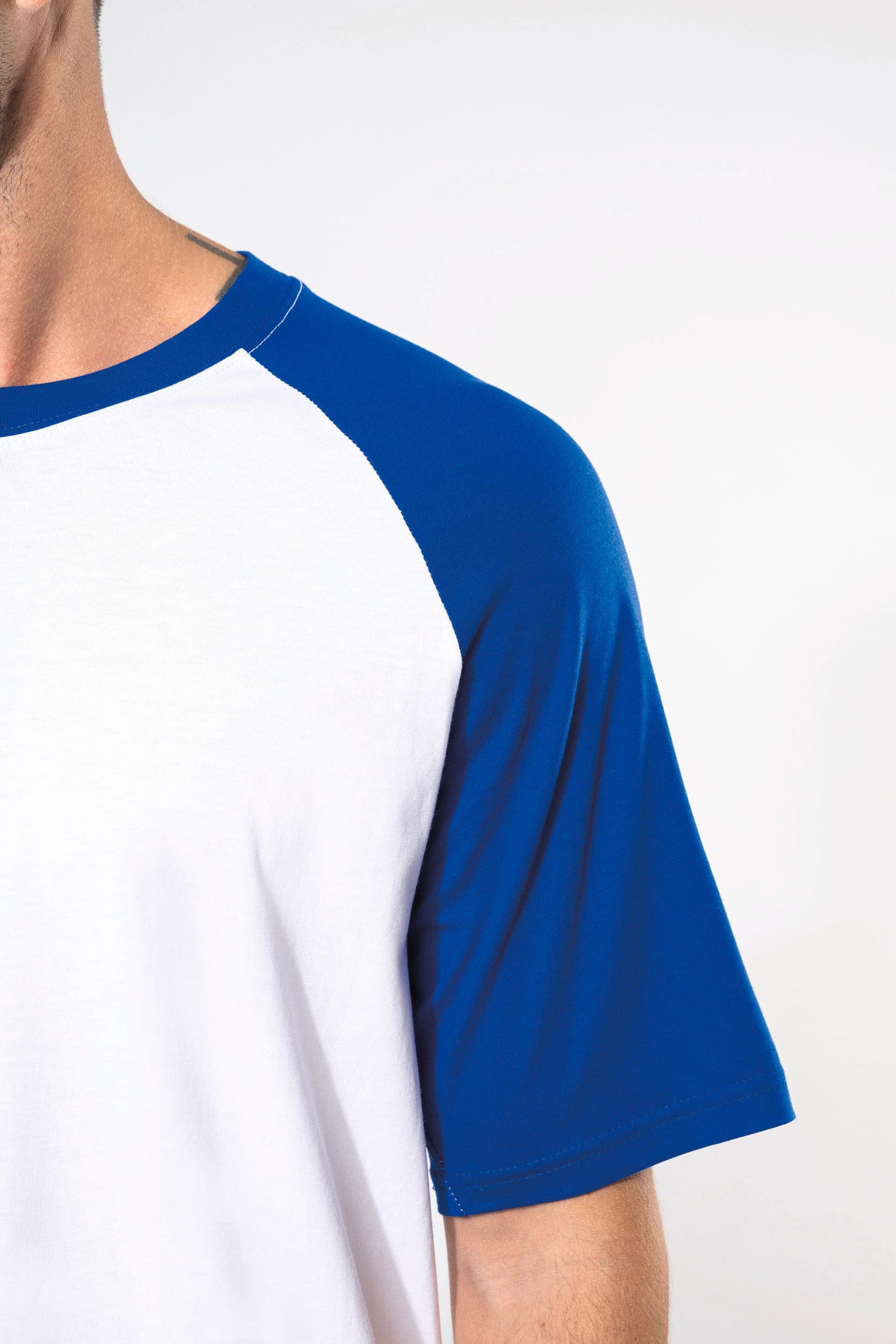 Baseball > T-shirt bicolore manches courtes en situation
