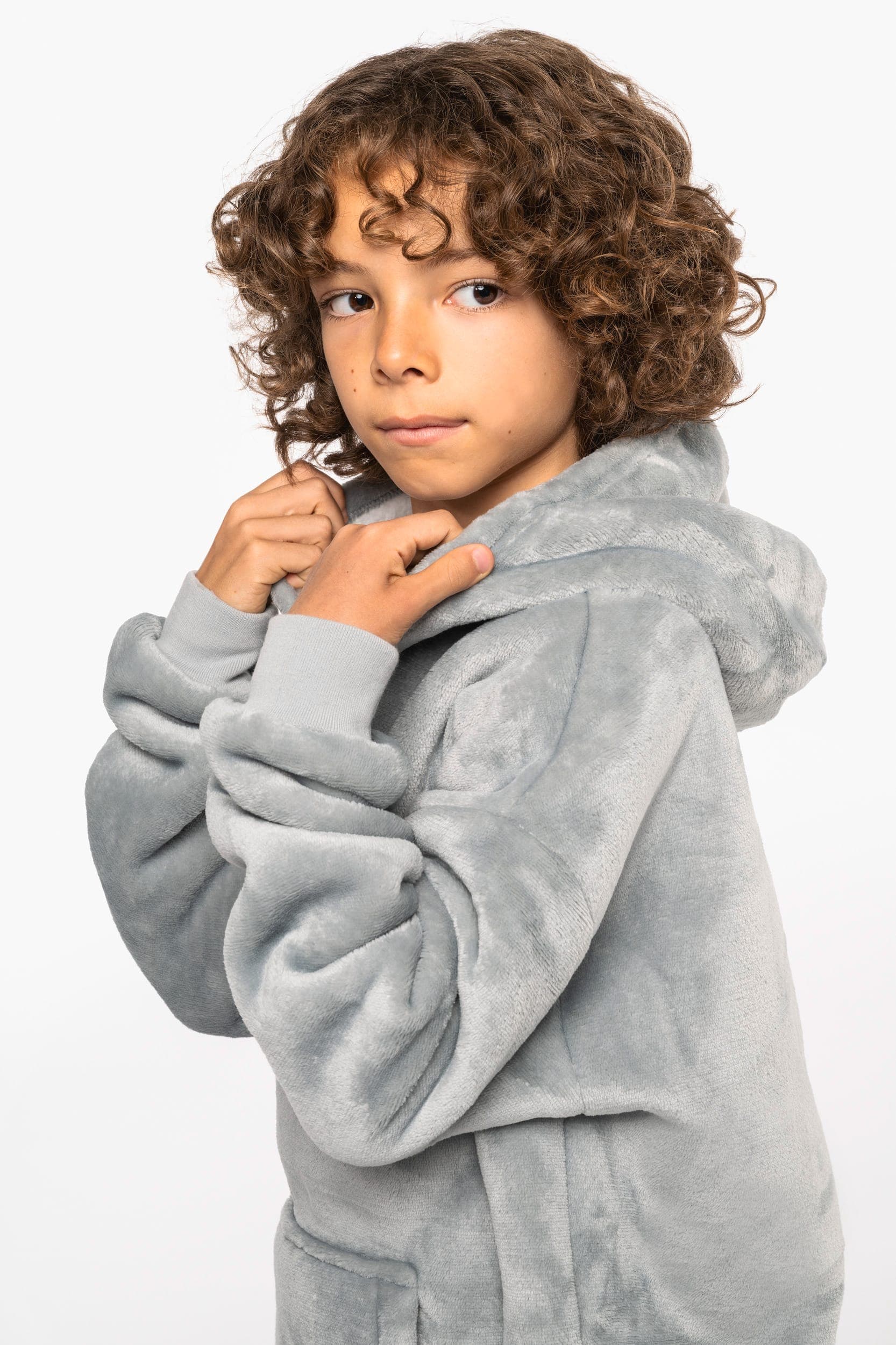 Plaid poncho enfant en situation