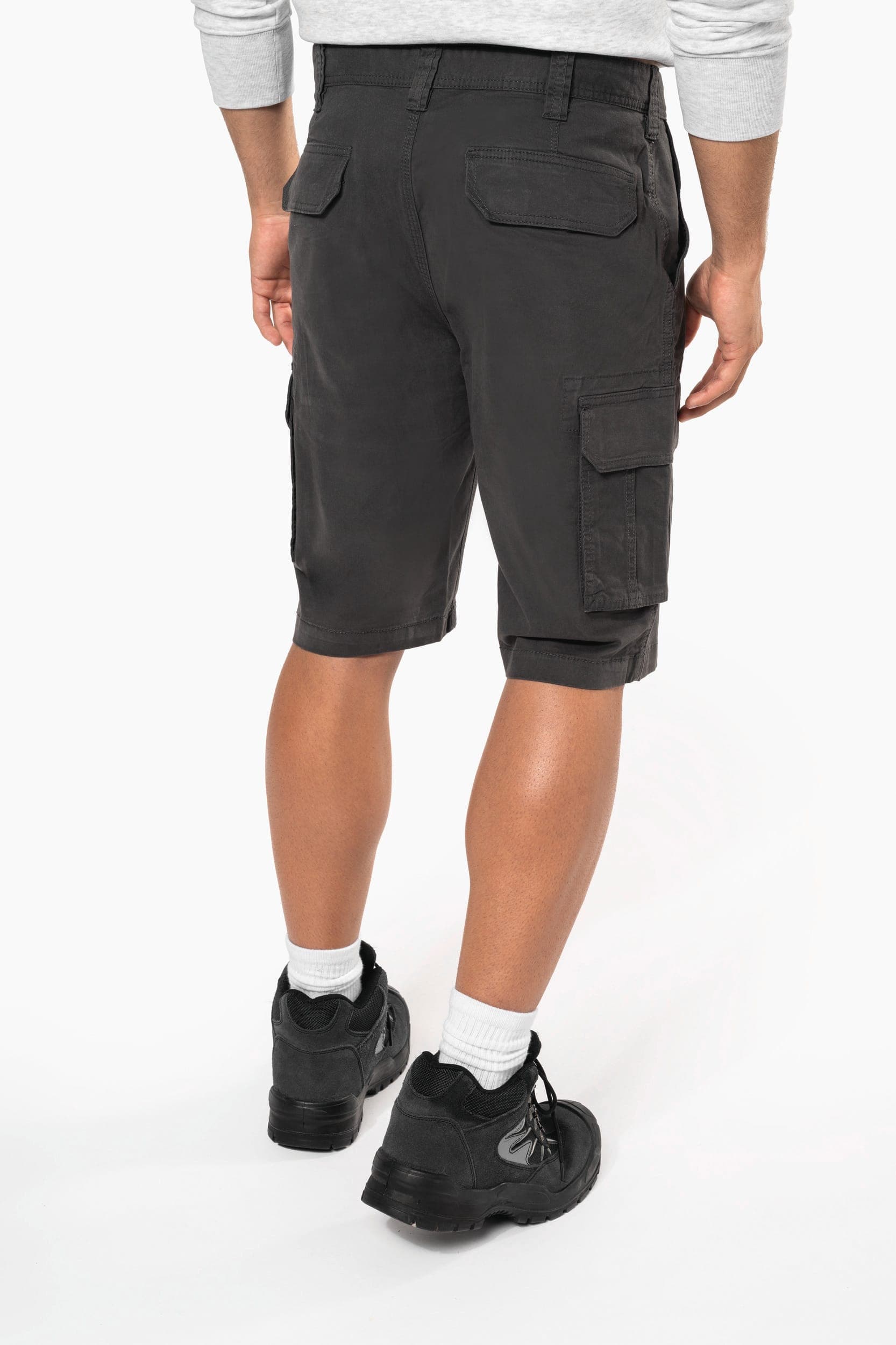Bermuda multipoches homme en situation