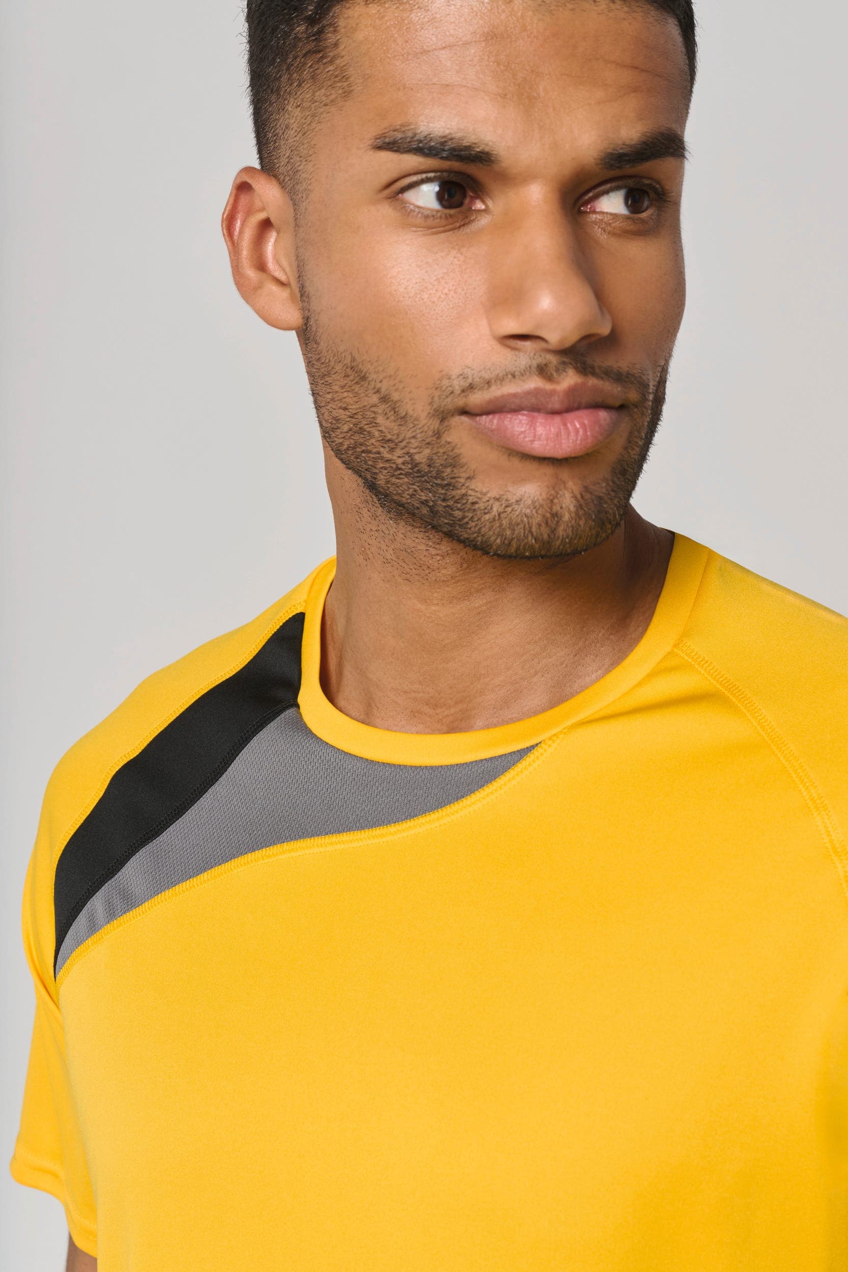 Maillot multisport manches courtes unisexe en situation