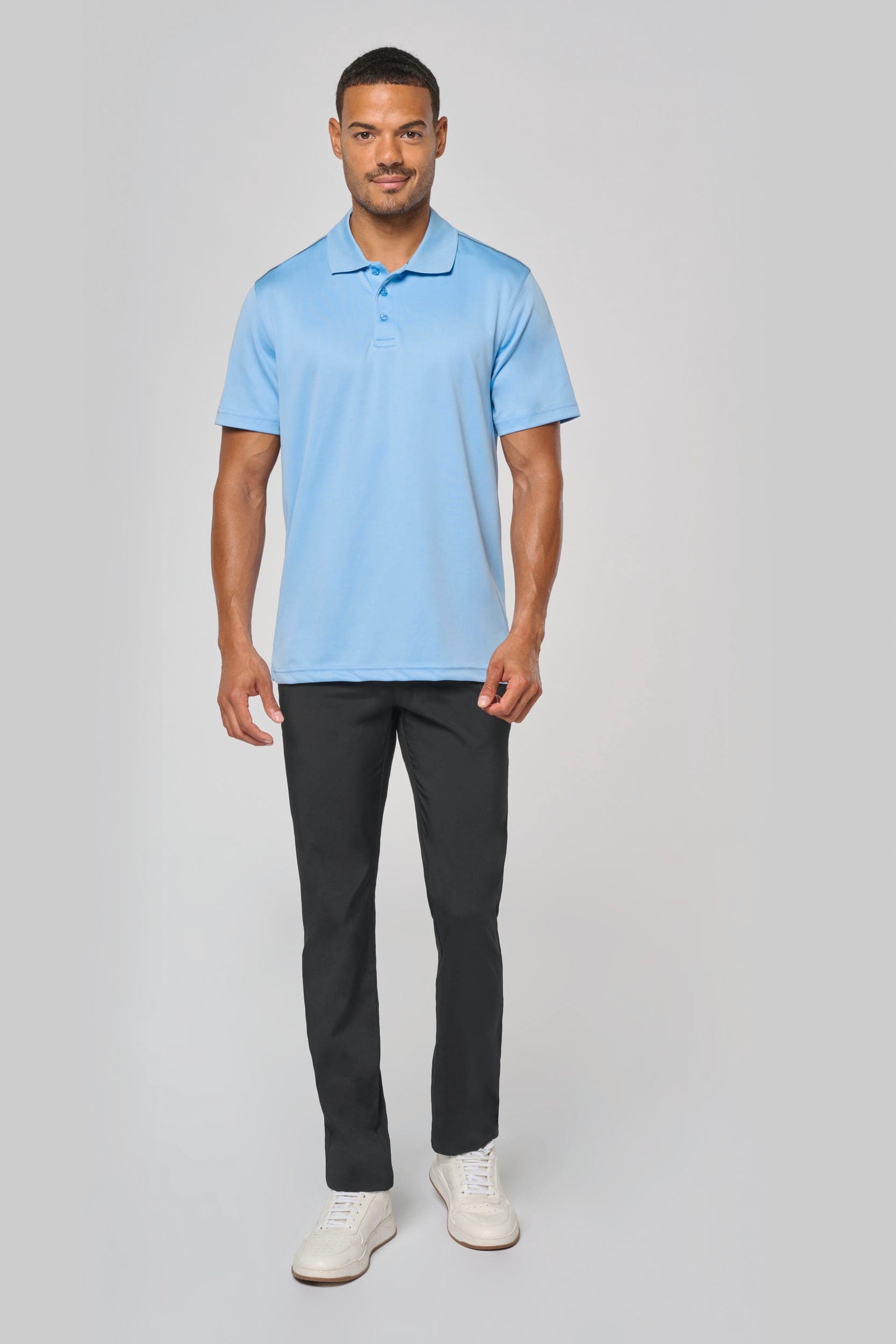 Pantalon homme en situation