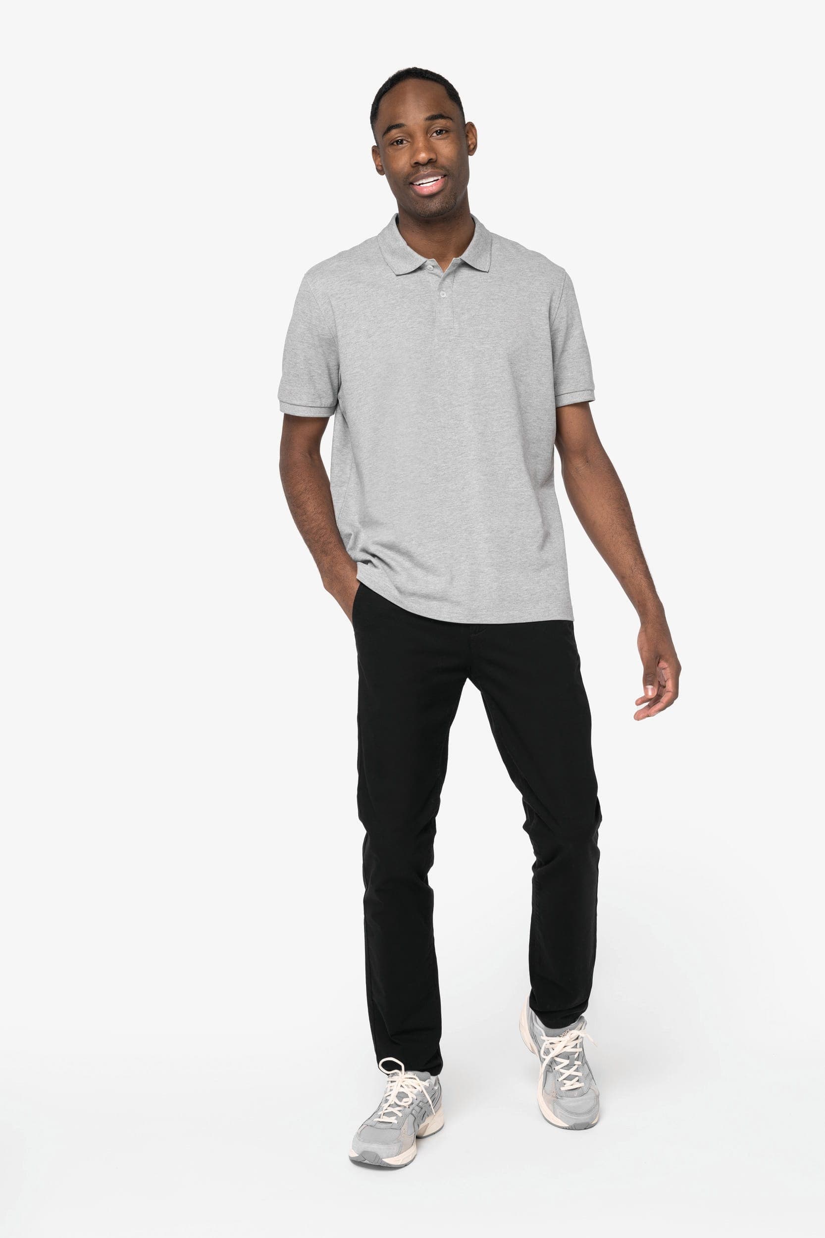 Pantalon chino écoresponsable homme en situation