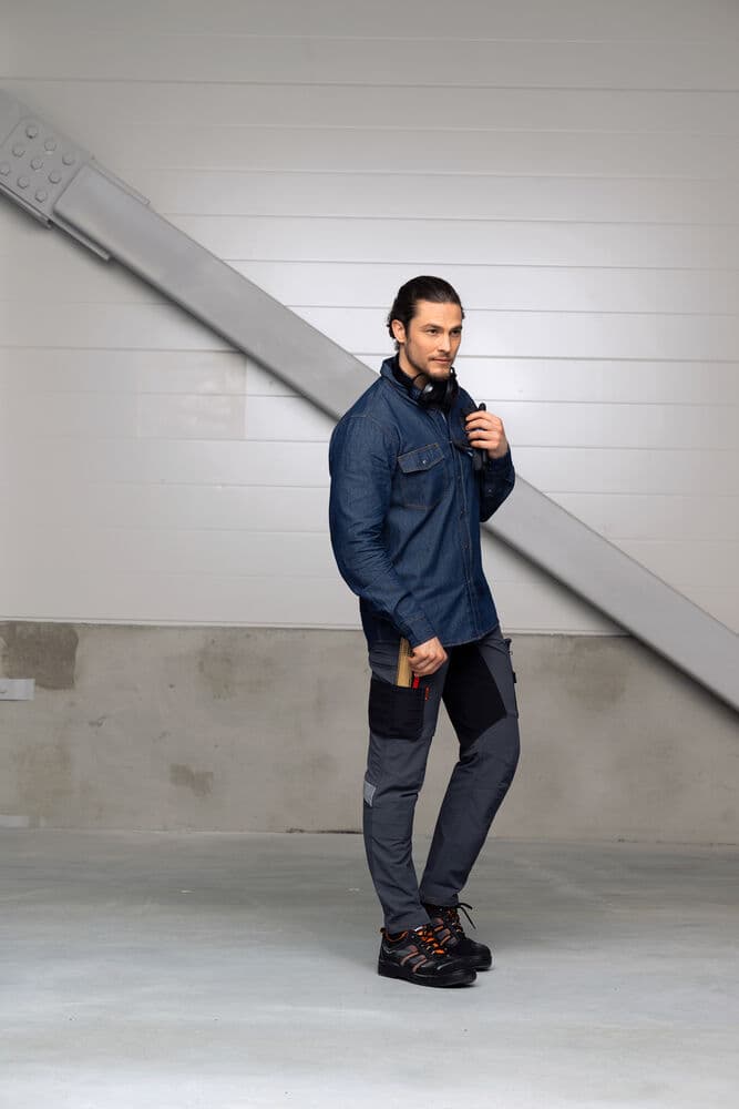 Jobman 2194 Stretch Service Trousers en situation