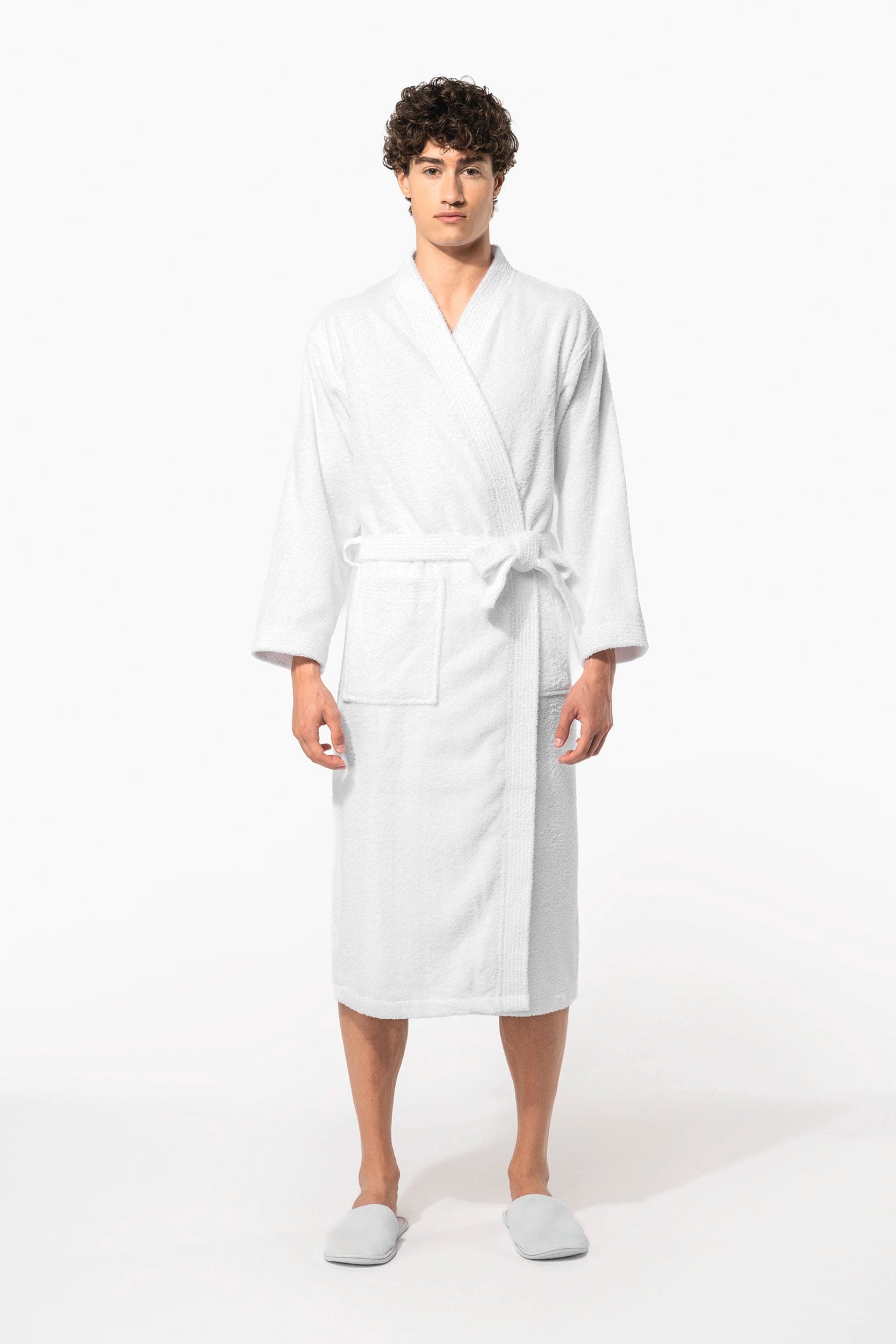 Peignoir col kimono en situation