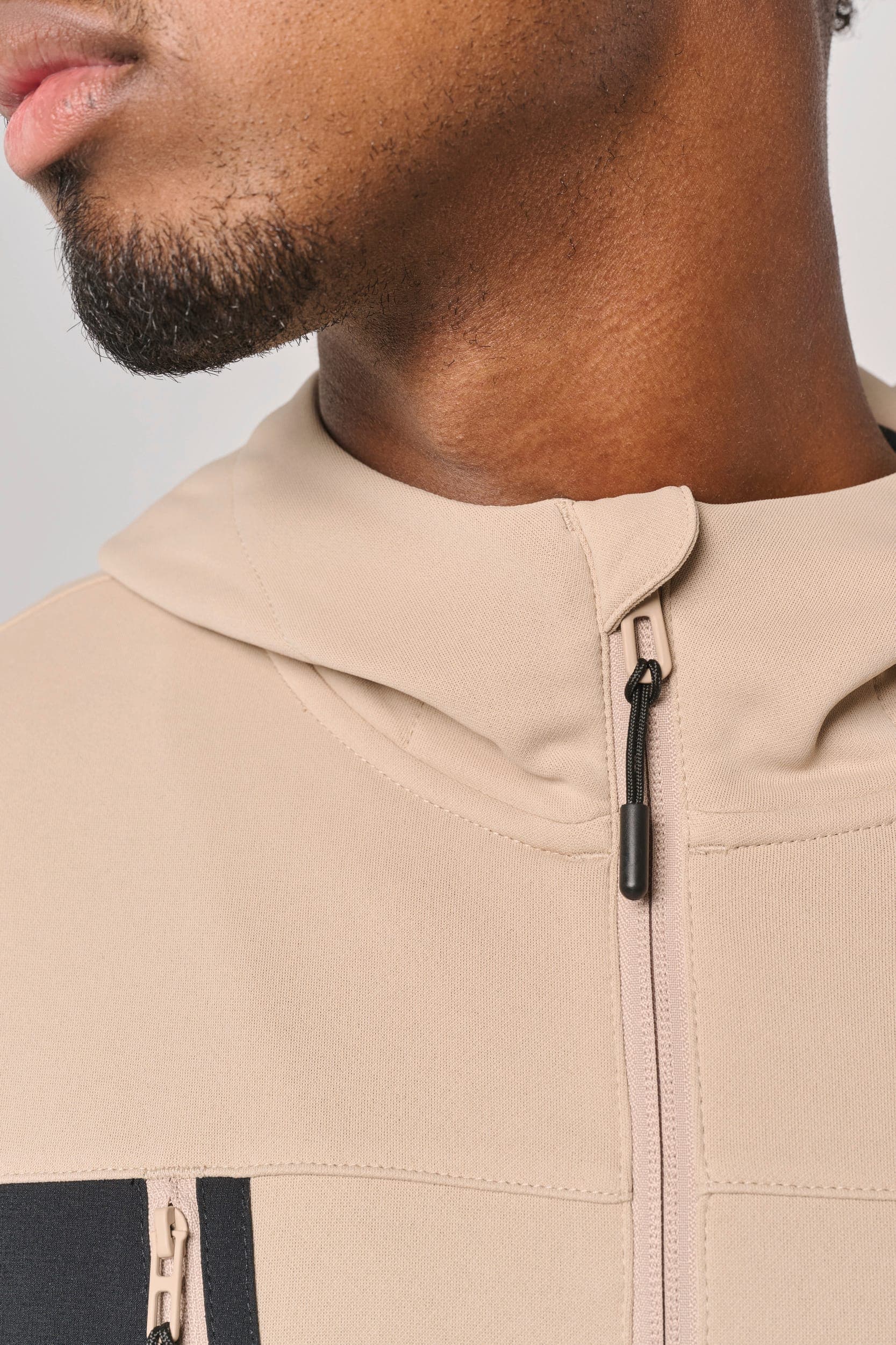 Veste outdoor zippée unisexe en situation