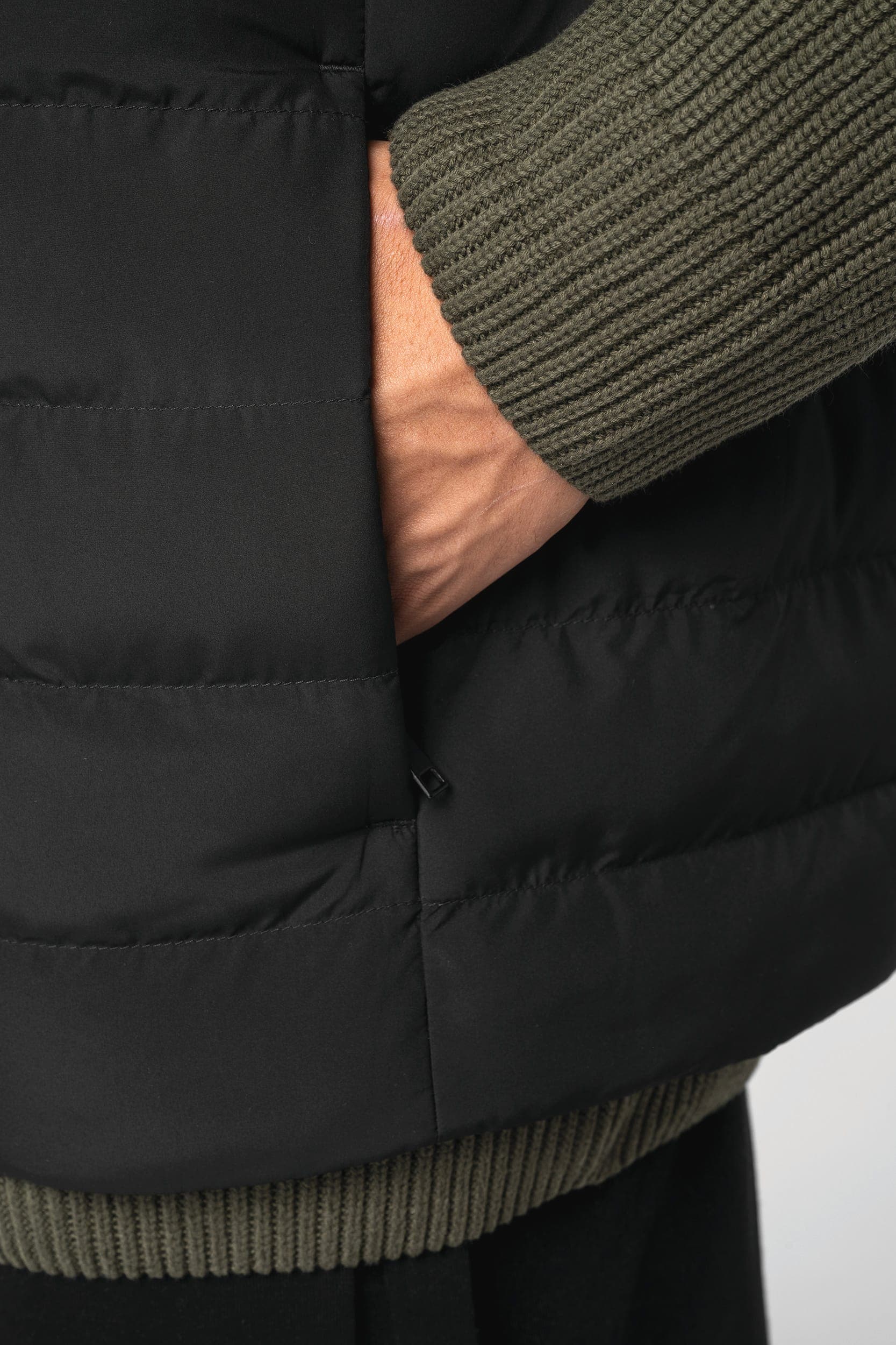 Bodywarmer écoresponsable matelassé homme en situation