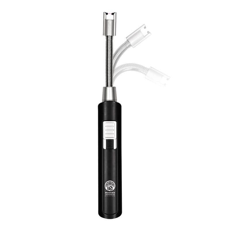 BRIQUET ALLUME-FEU ELECTRONIQUE A ARC ELECTRIQUE SANS FLAMME en situation