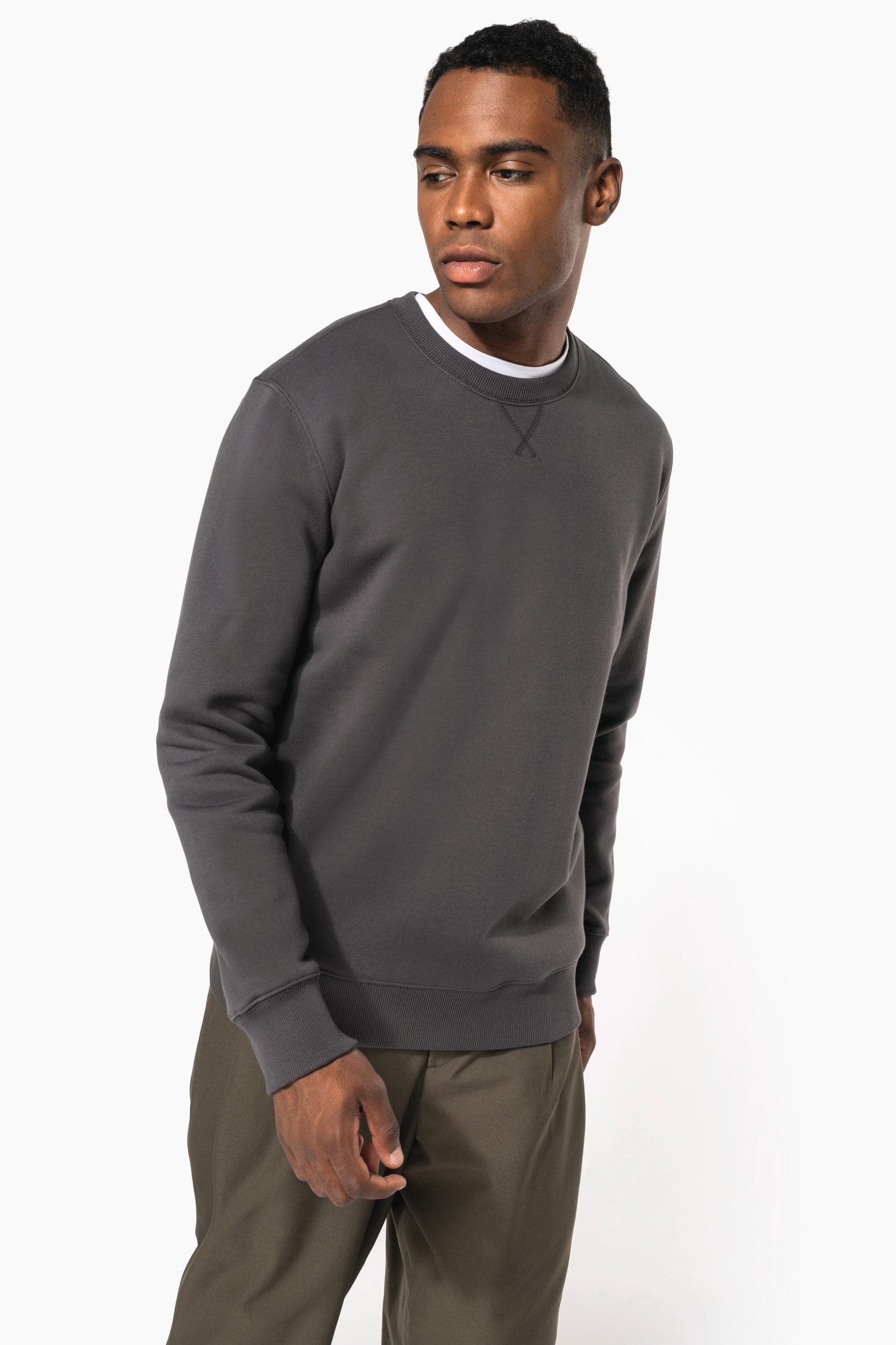 Sweat-shirt col rond unisexe en situation