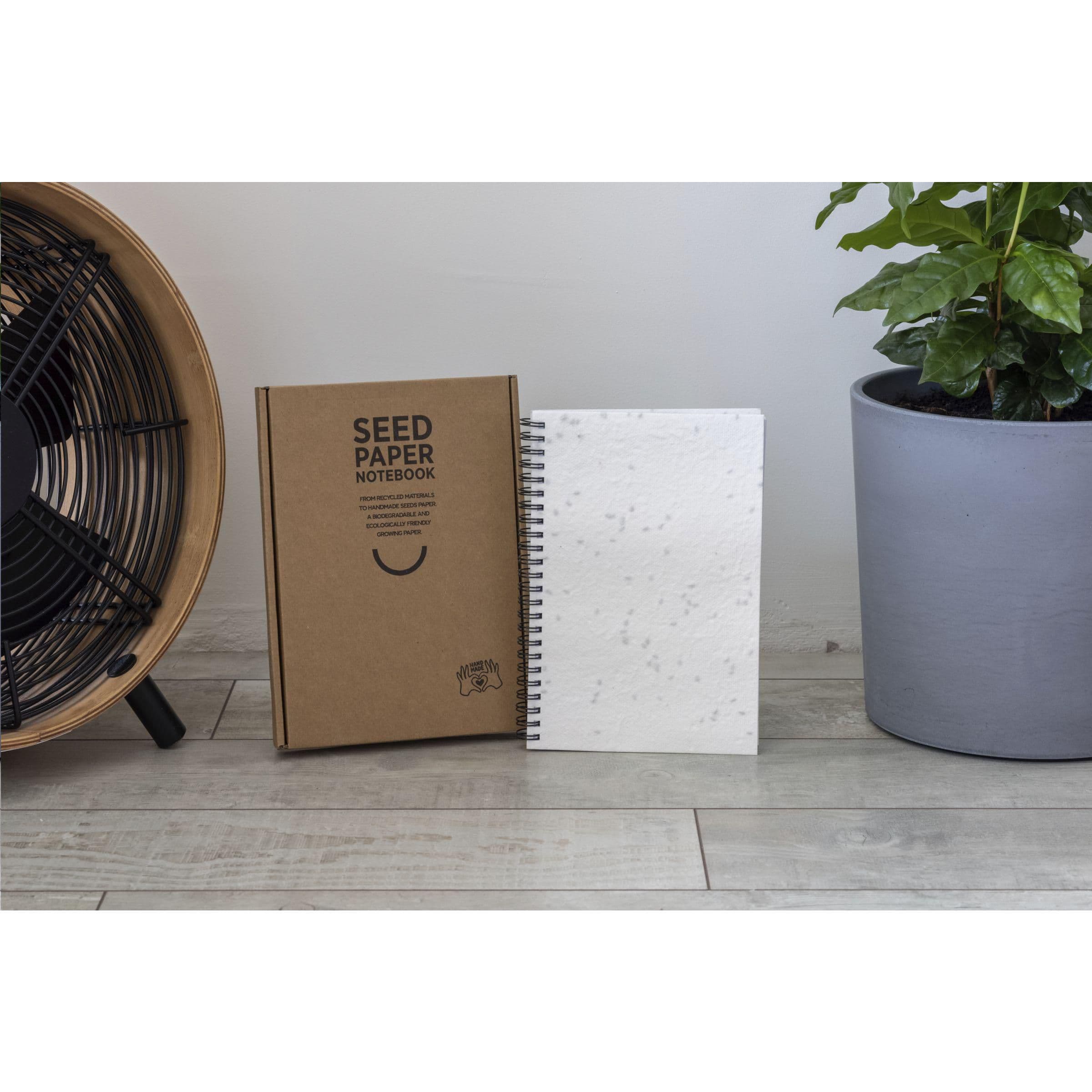 Carnet de notes A5 Seed Paper en situation