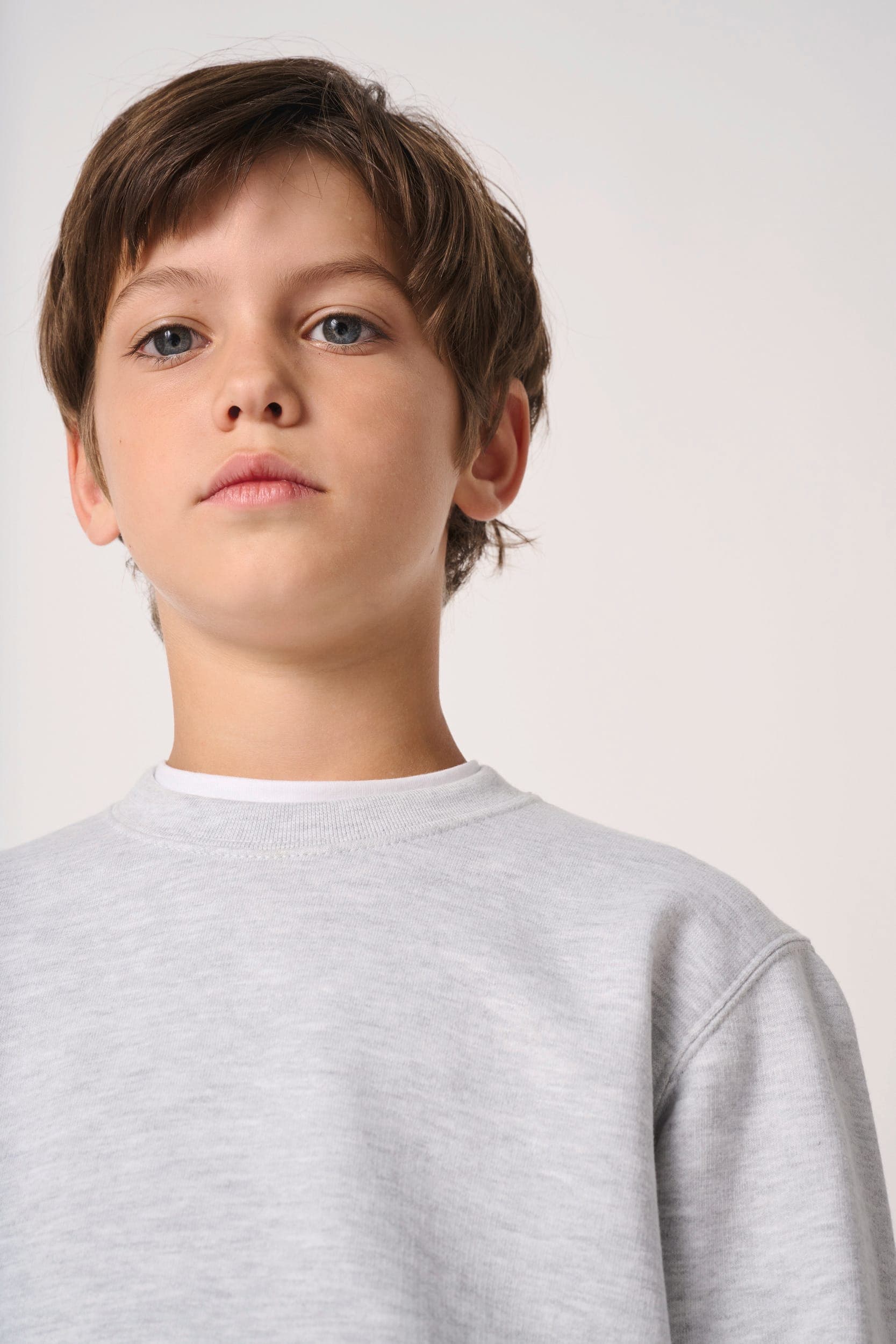 Sweat-shirt col rond enfant en situation