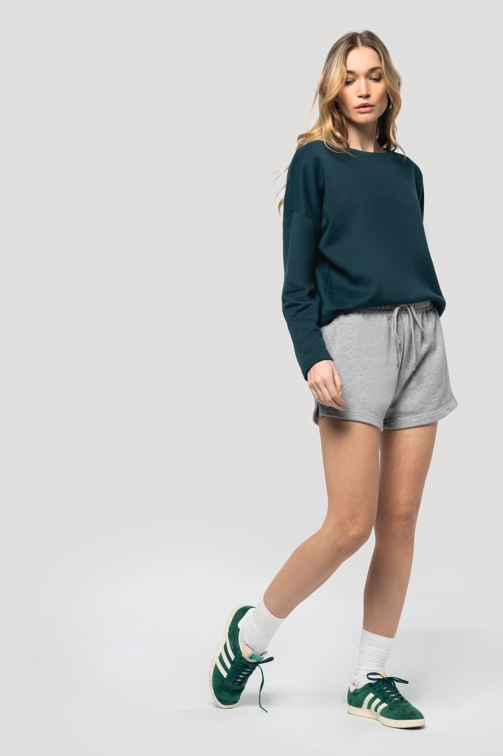 Sweat-shirt femme "Loose" en situation