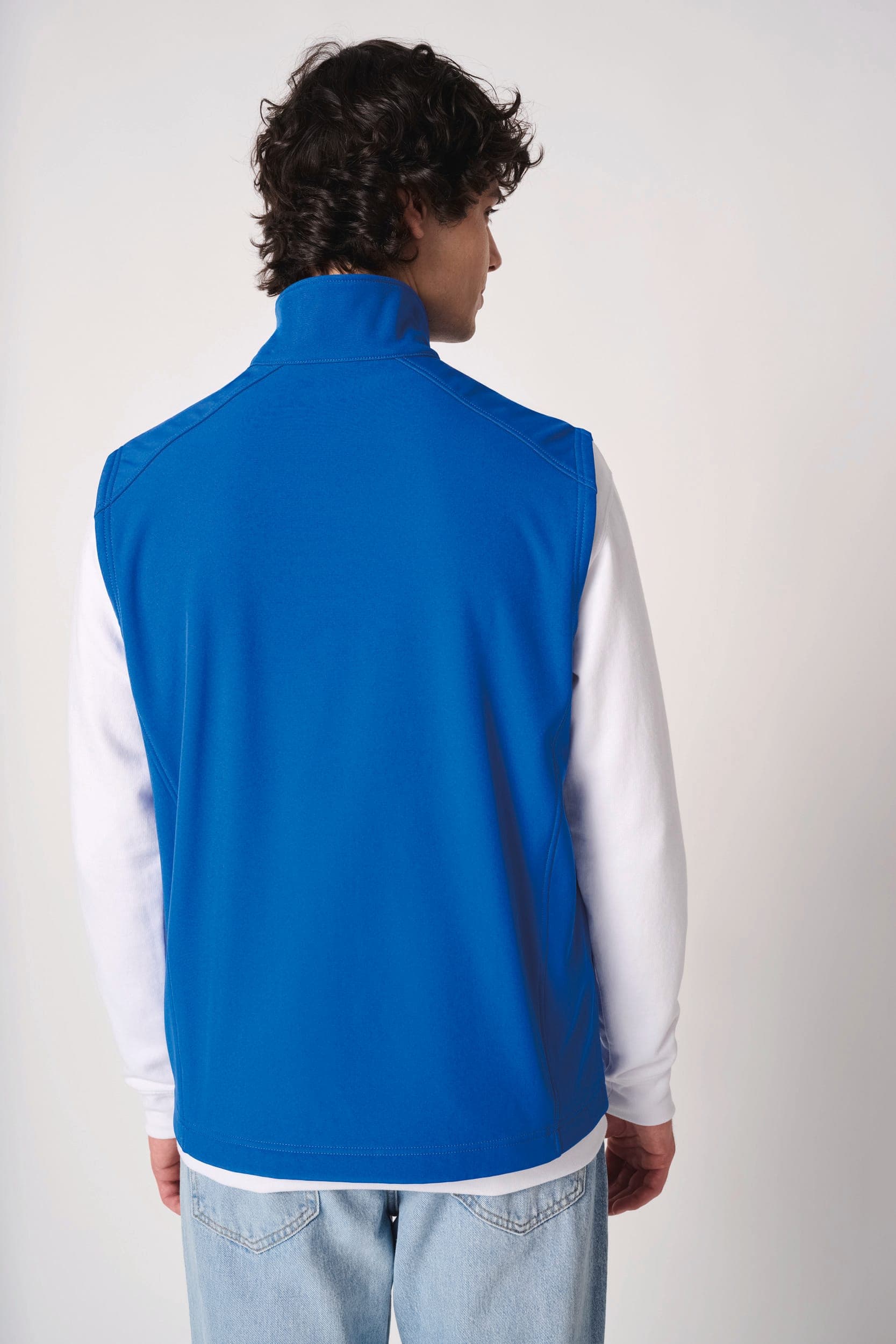 Bodywarmer softshell 2 couches unisexe en situation