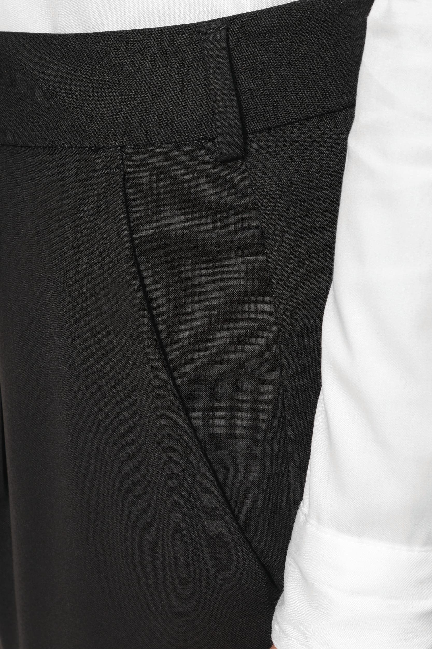 Pantalon City femme en situation