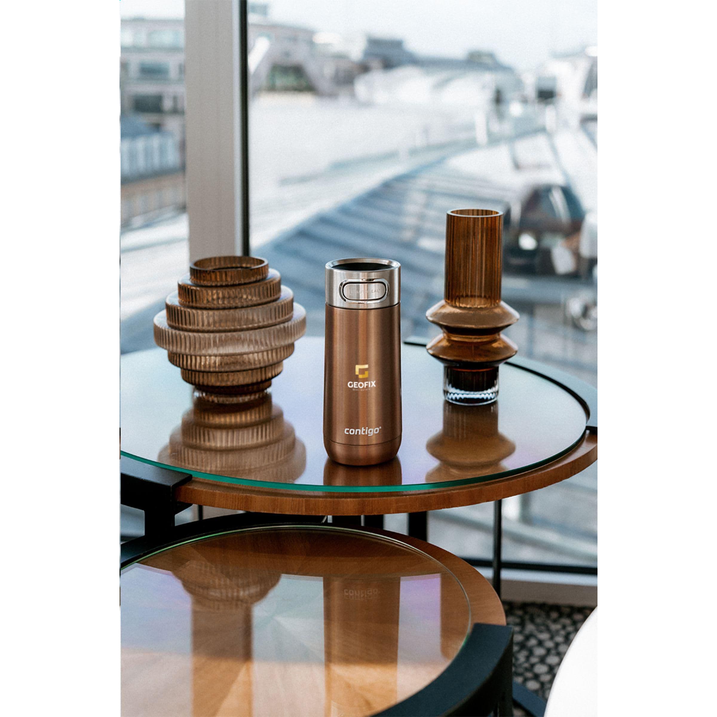 Gobelet thermos Contigo® Luxe AUTOSEAL® 360 ml en situation