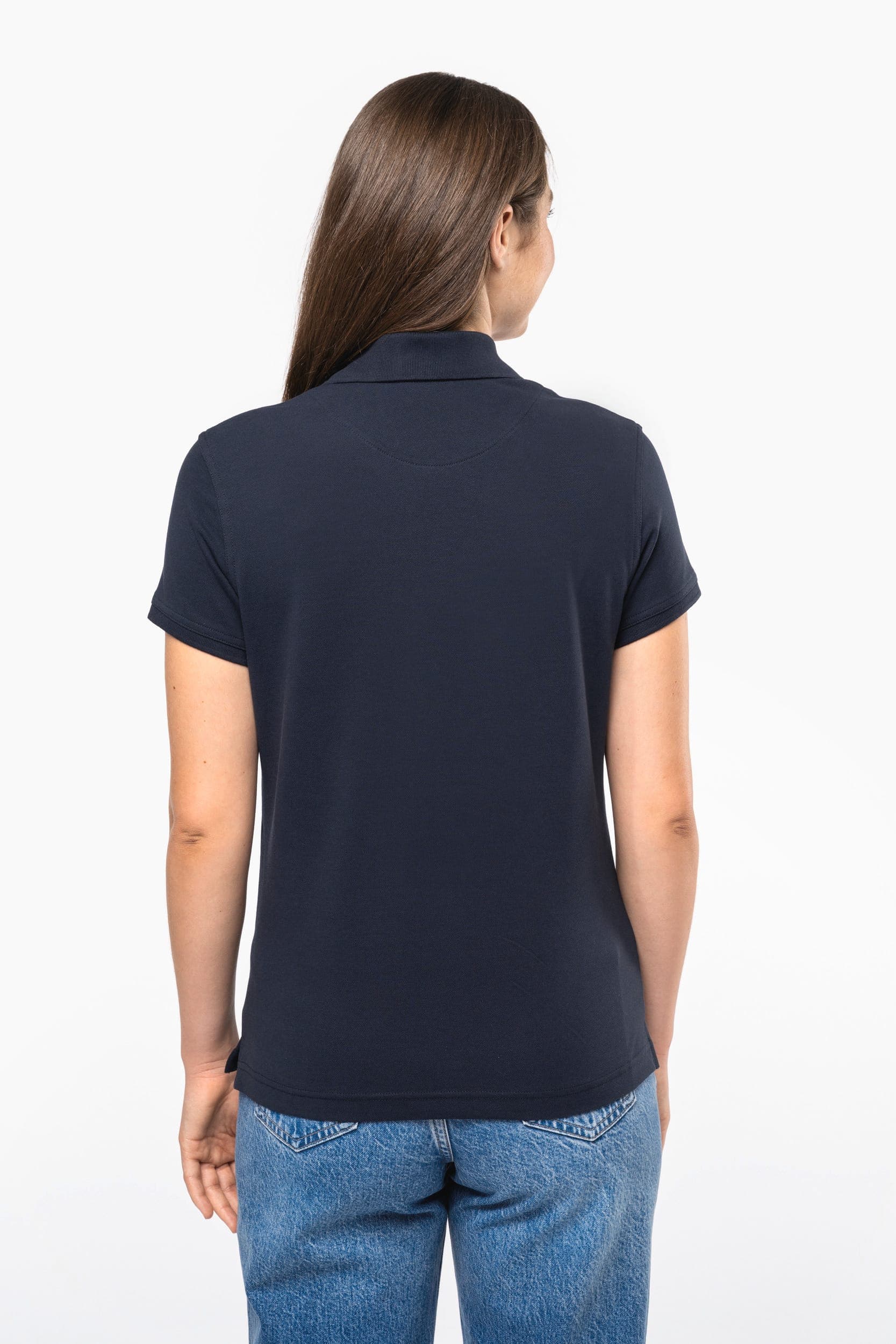 Polo piqué manches courtes femme en situation