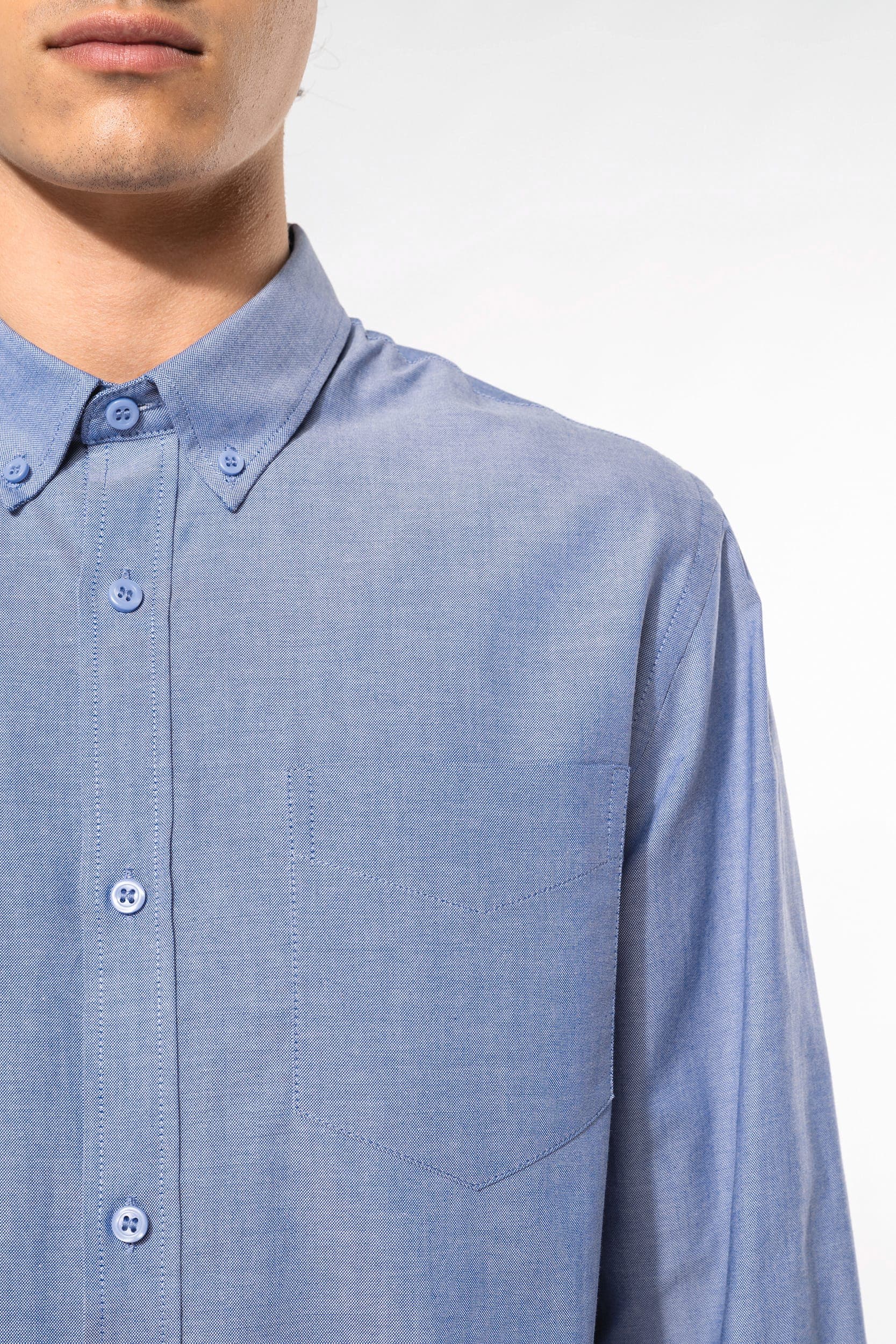 Chemise Oxford manches longues en situation
