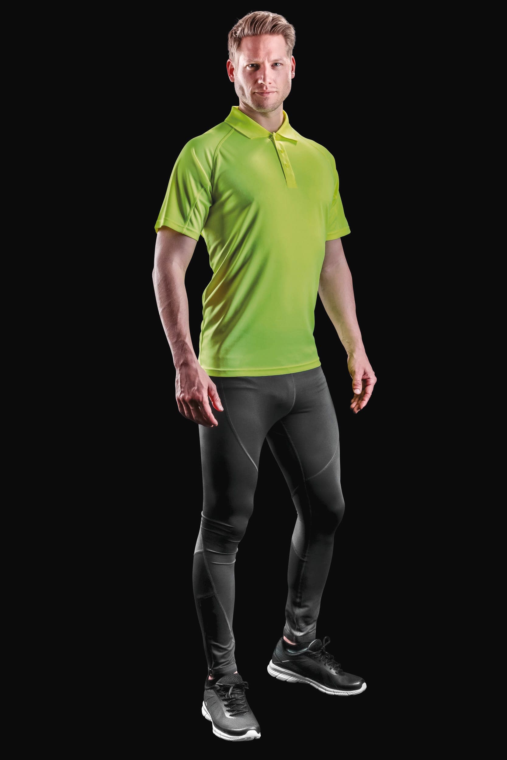 PERFORMANCE AIRCOOL POLO en situation