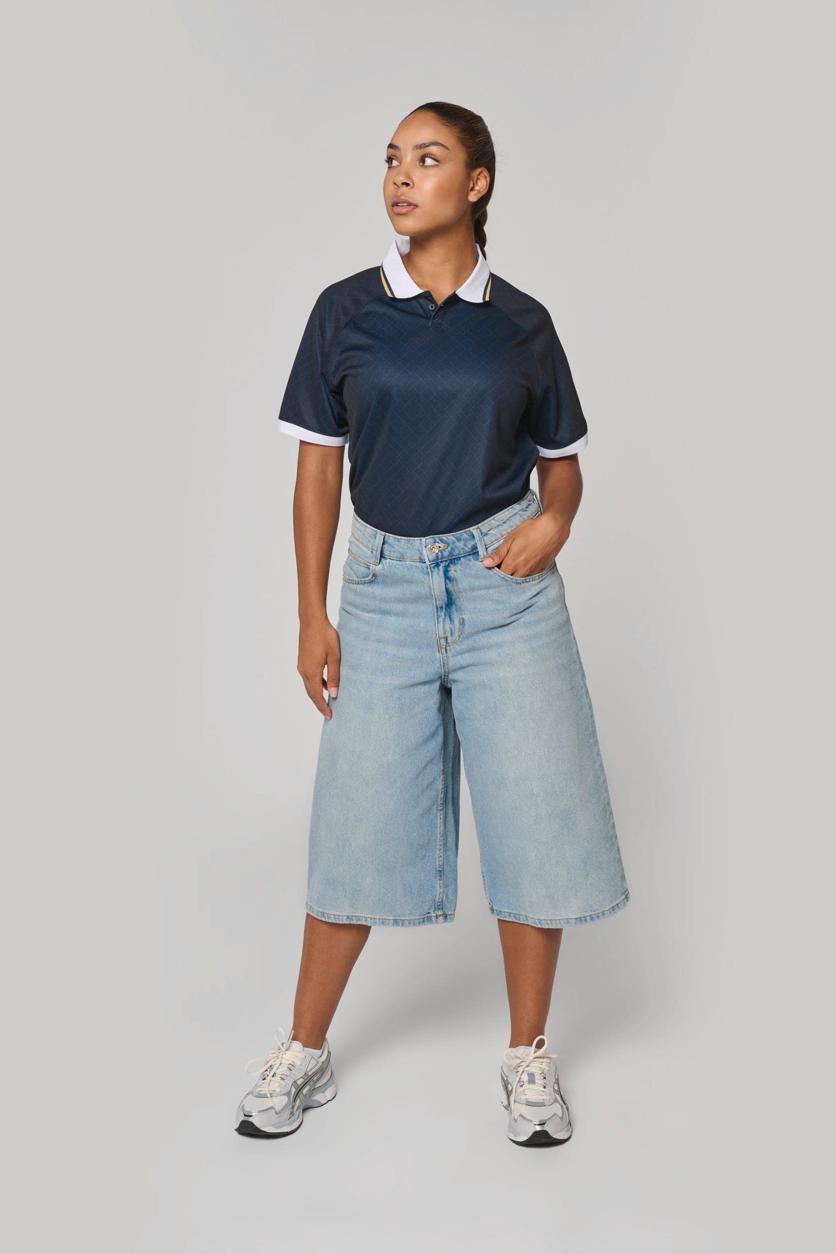 Maillot lifestyle à col polo unisexe en situation