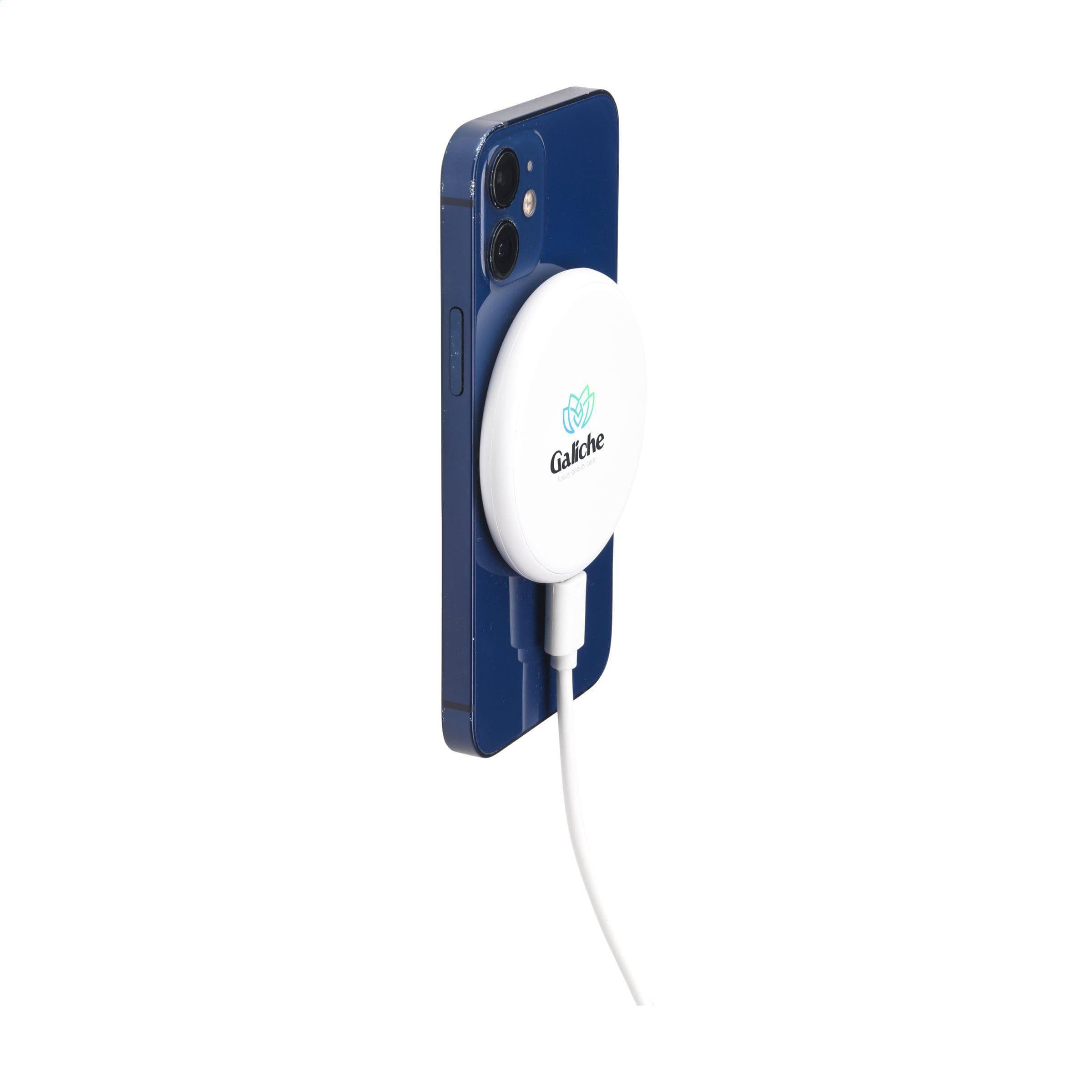 Chargeur sans fil magnétique tout-en-un RCS recyclé 15W en situation