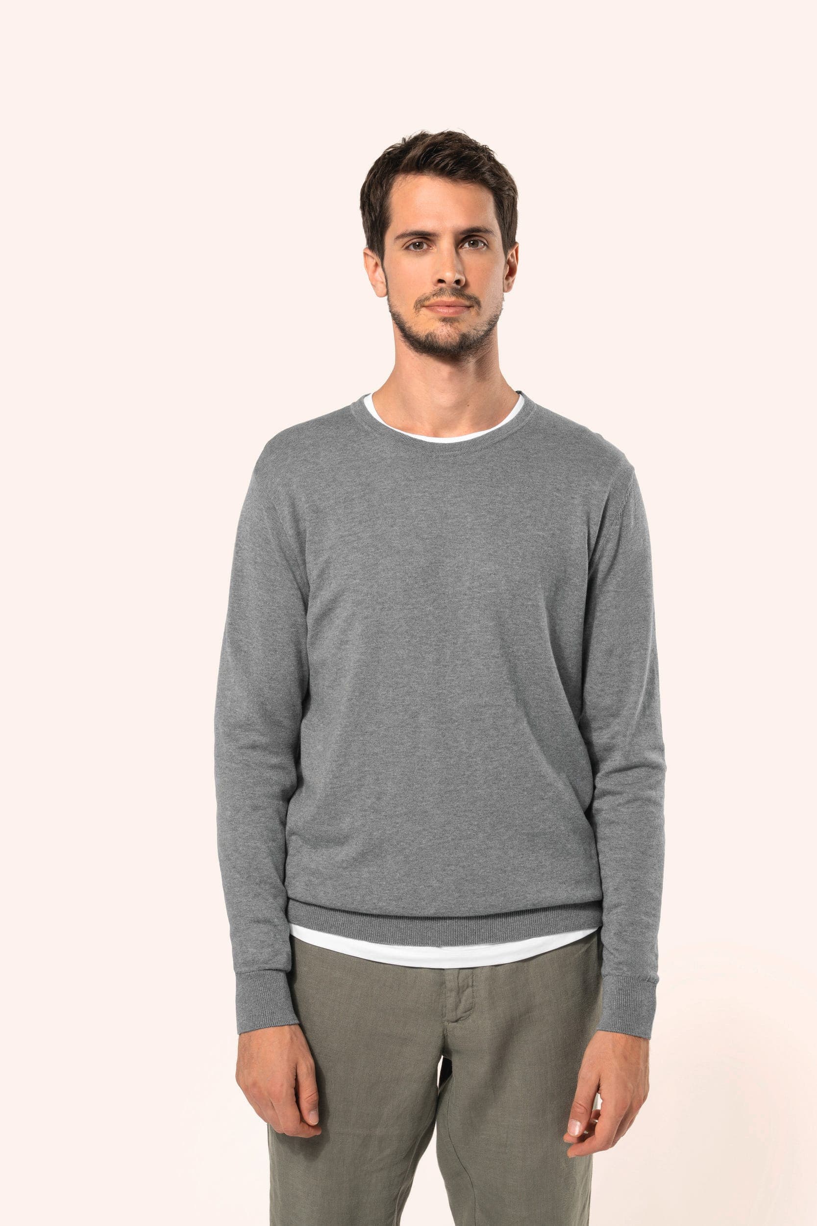 Pull Supima® col rond homme en situation