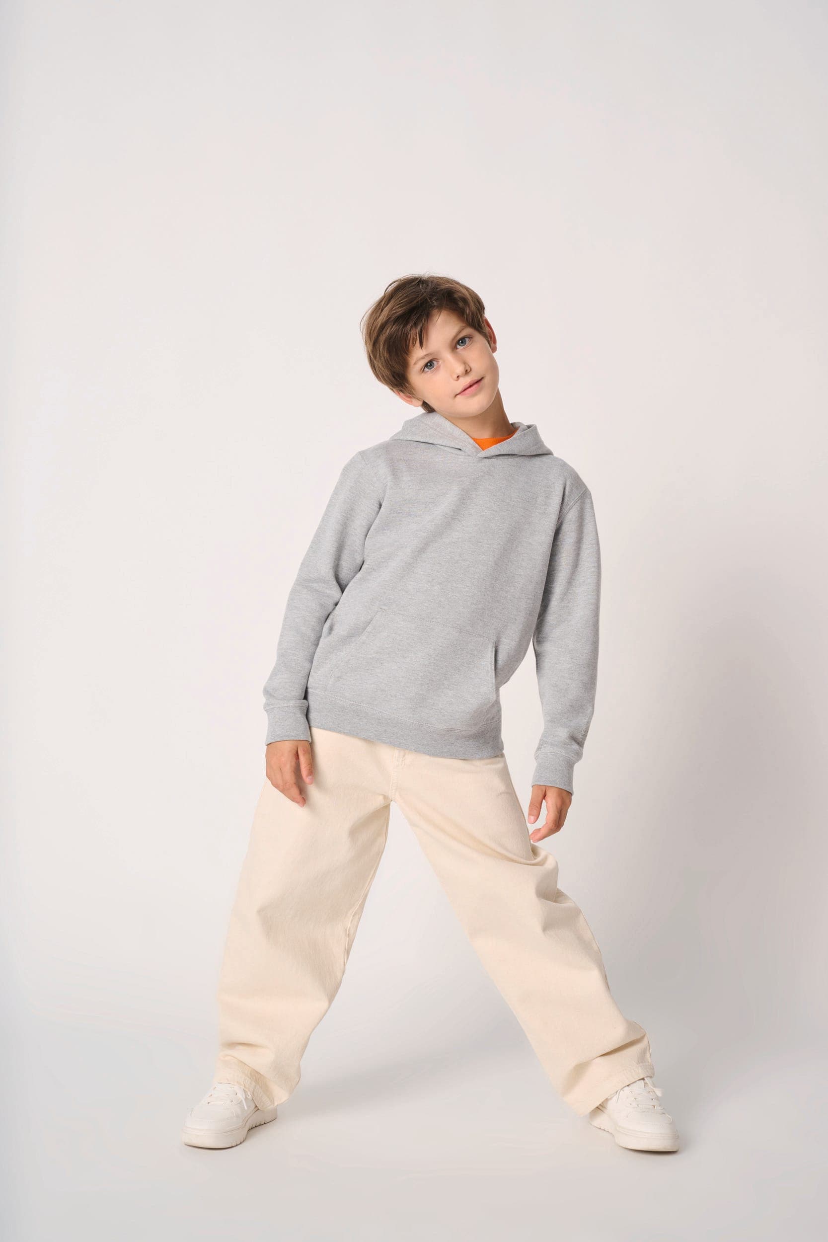 Sweat-shirt à capuche enfant en situation