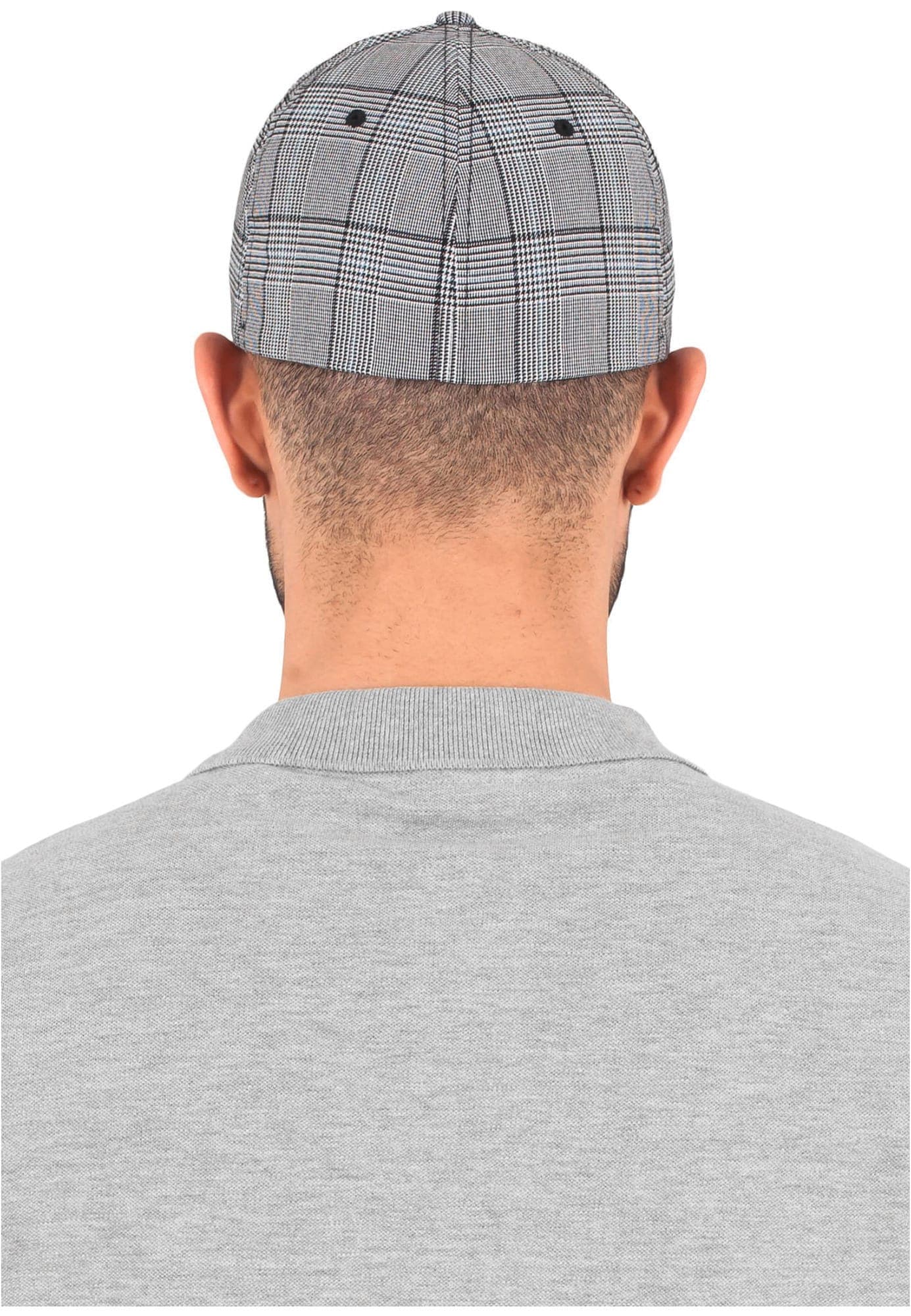 Casquette motif prince de galles en situation