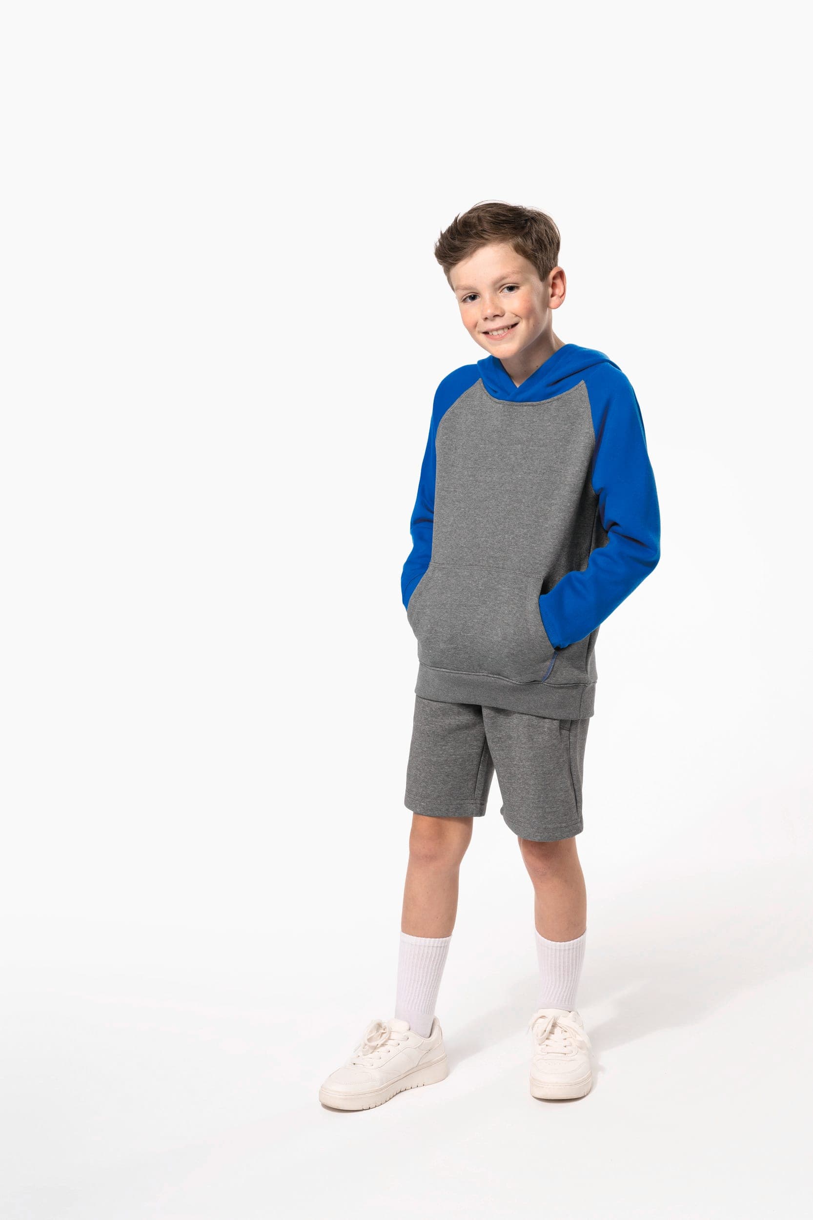 Bermuda molleton multisports enfant en situation
