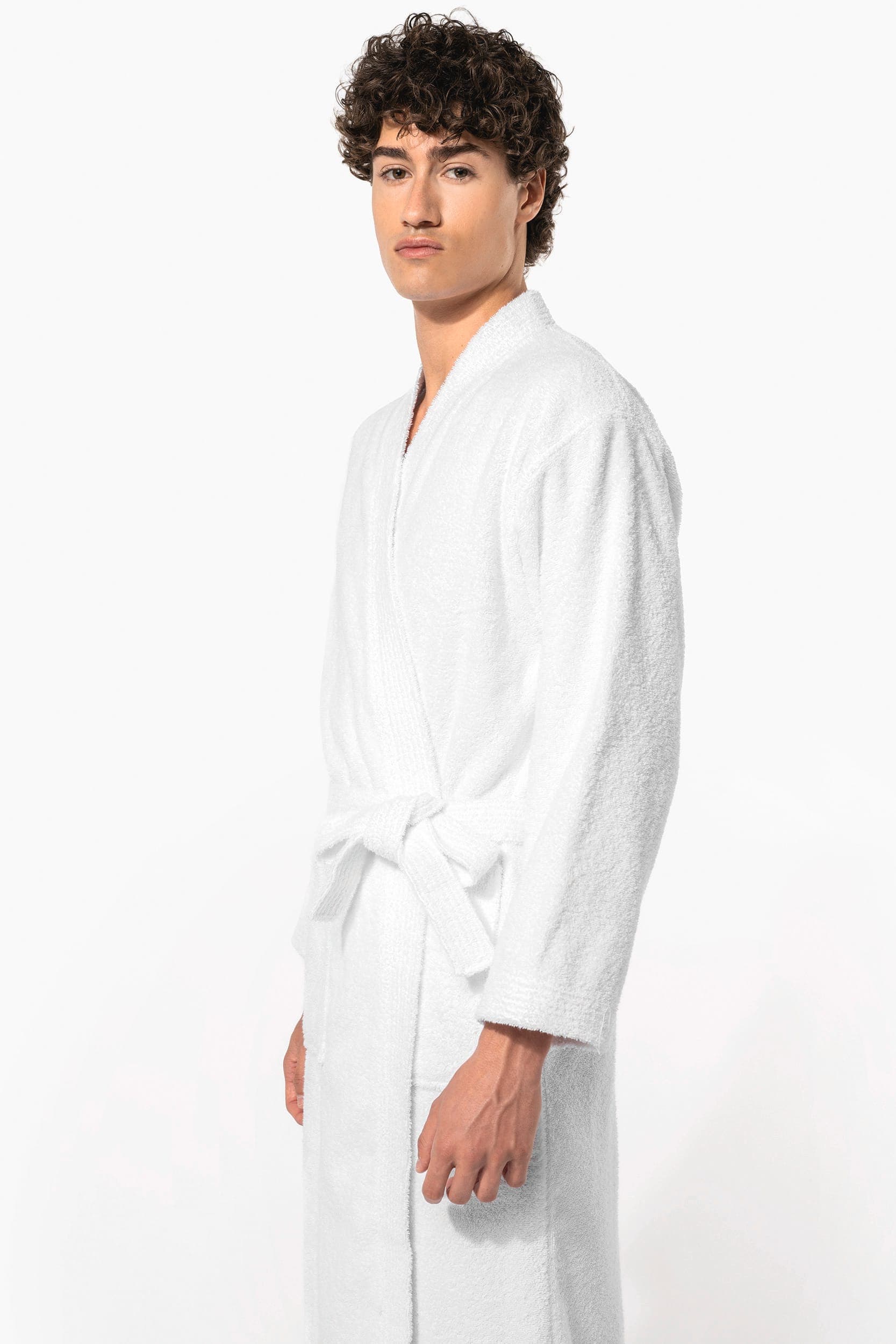 Peignoir col kimono en situation