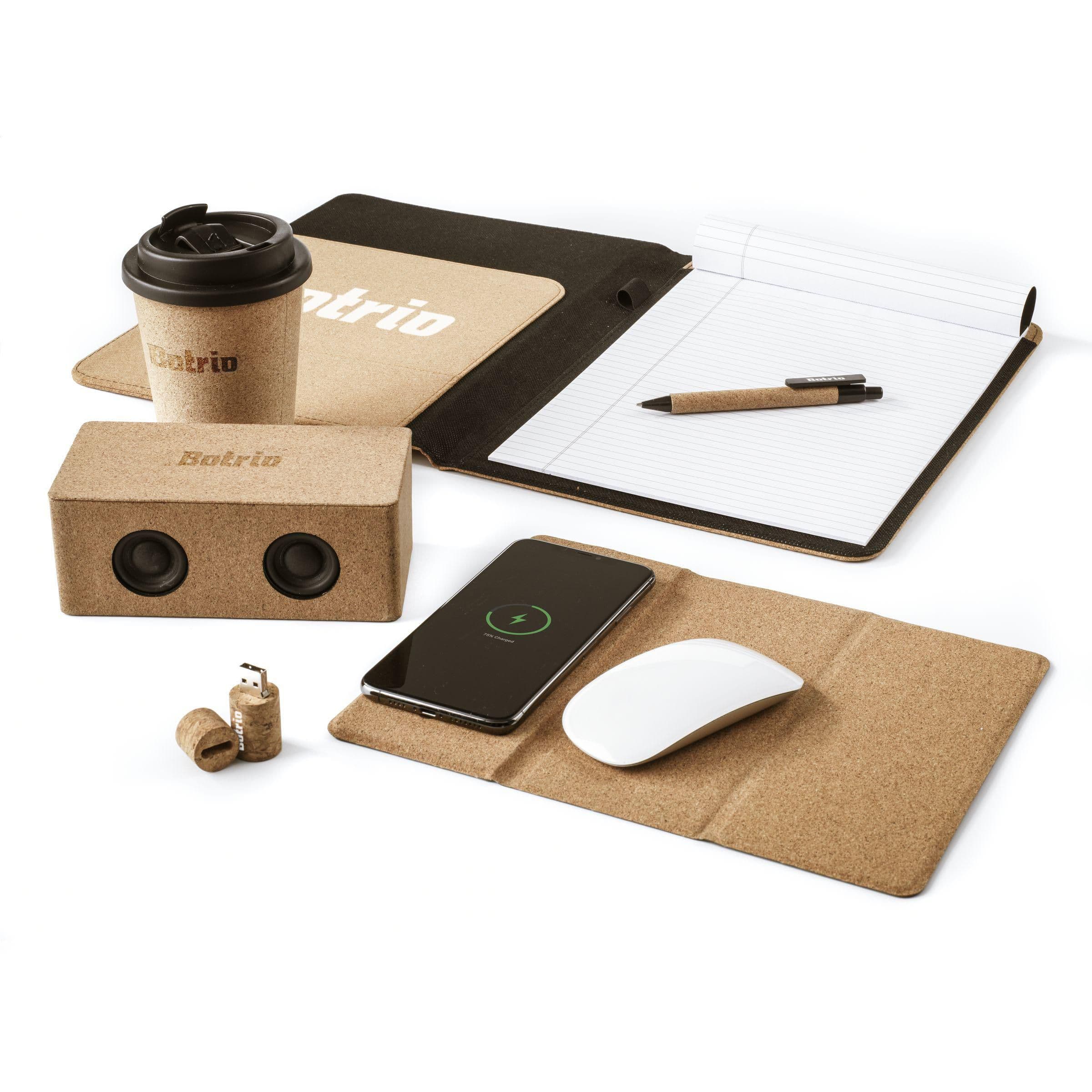 Tapis de souris Cork avec recharge sans fil en situation