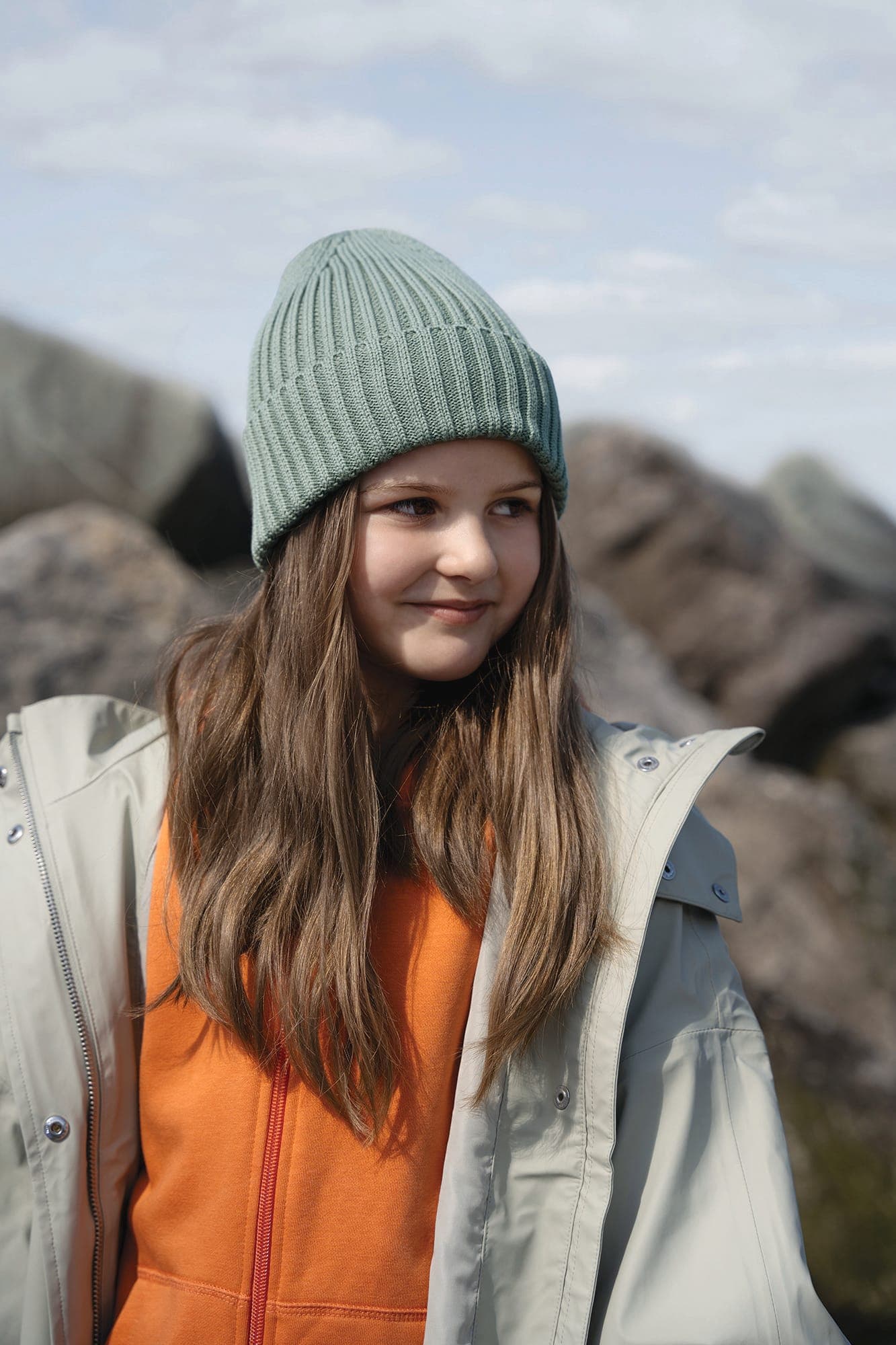 Bonnet enfant en coton biologique en situation