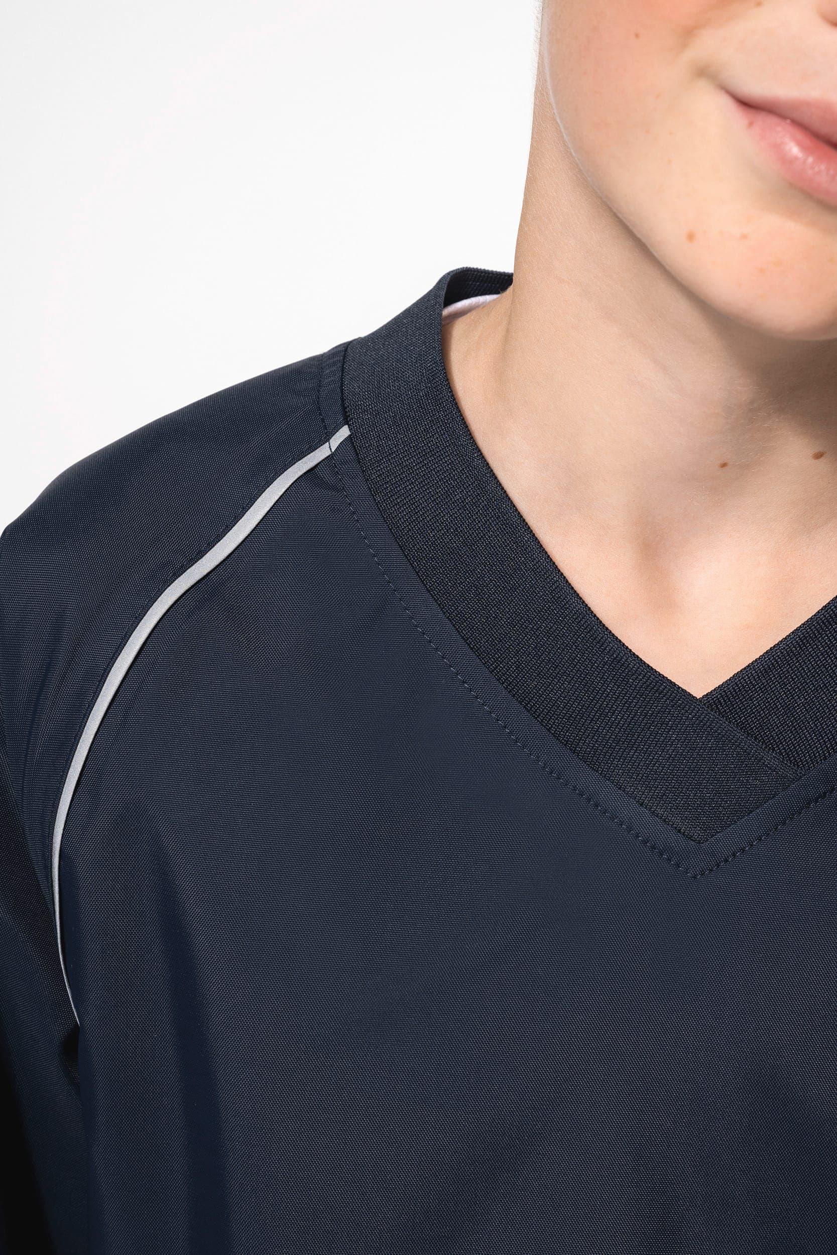 Sweat de pluie multisport enfant en situation