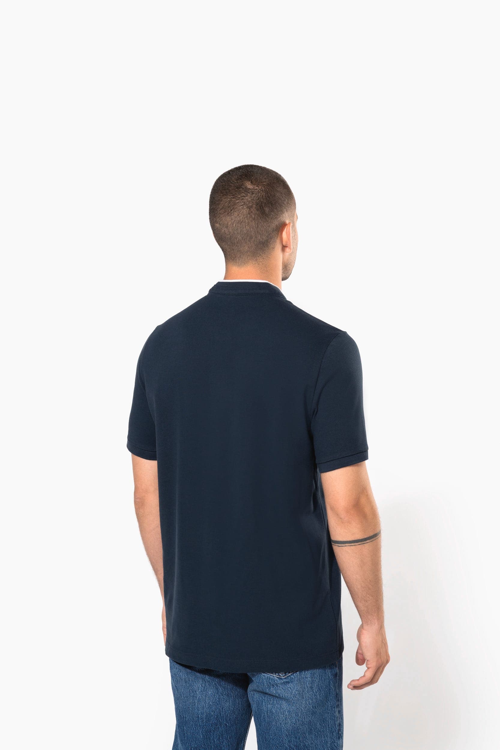 Polo col mao manches courtes homme en situation