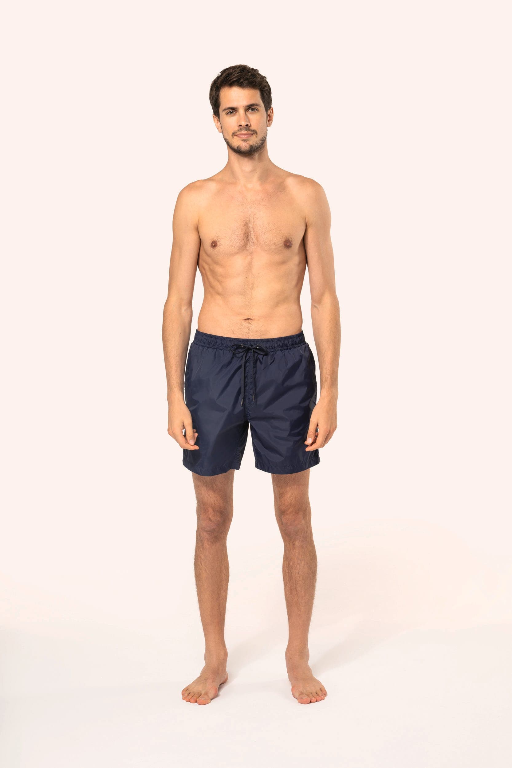 Short de bain homme en situation