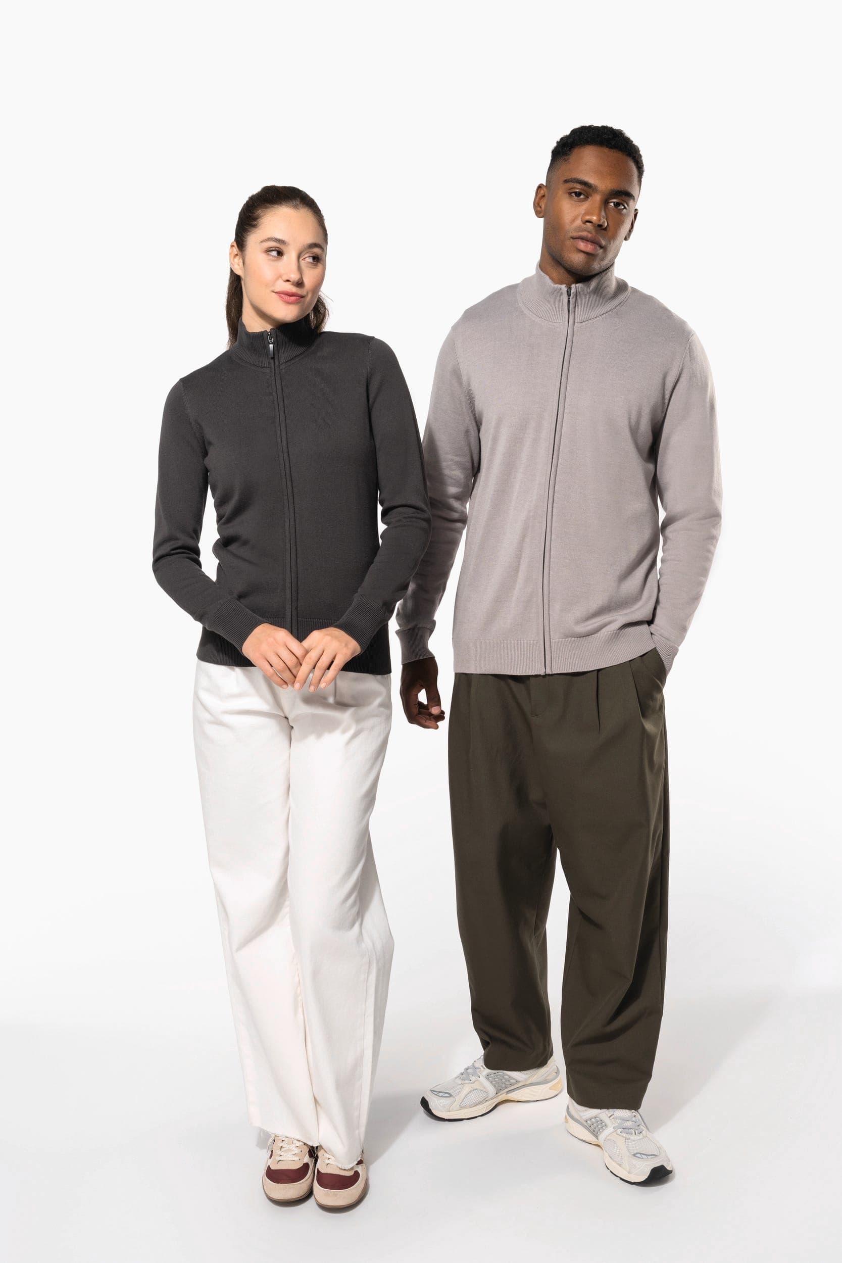 Cardigan zippé homme en situation