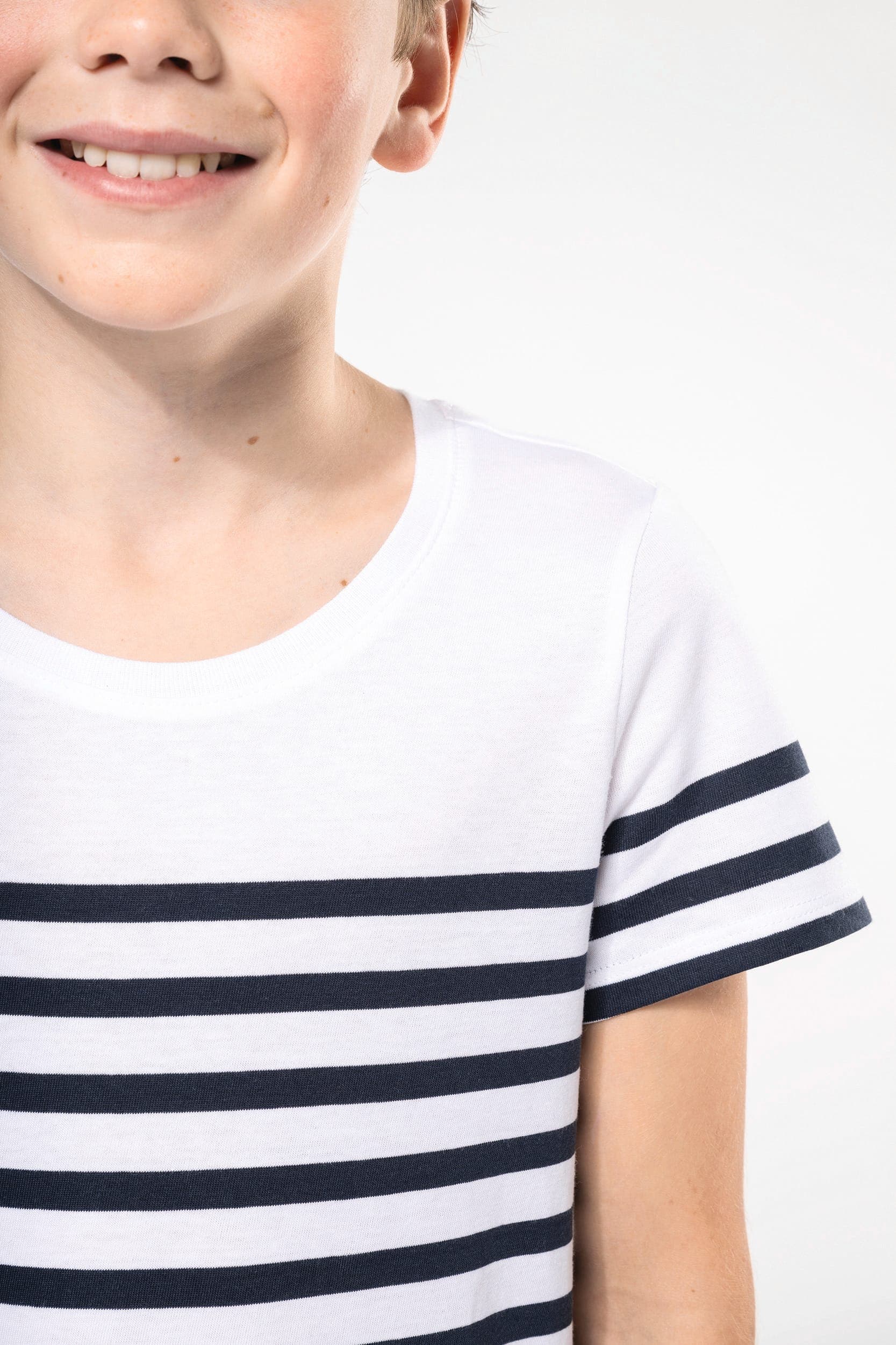 T-shirt marin col rond Bio enfant en situation