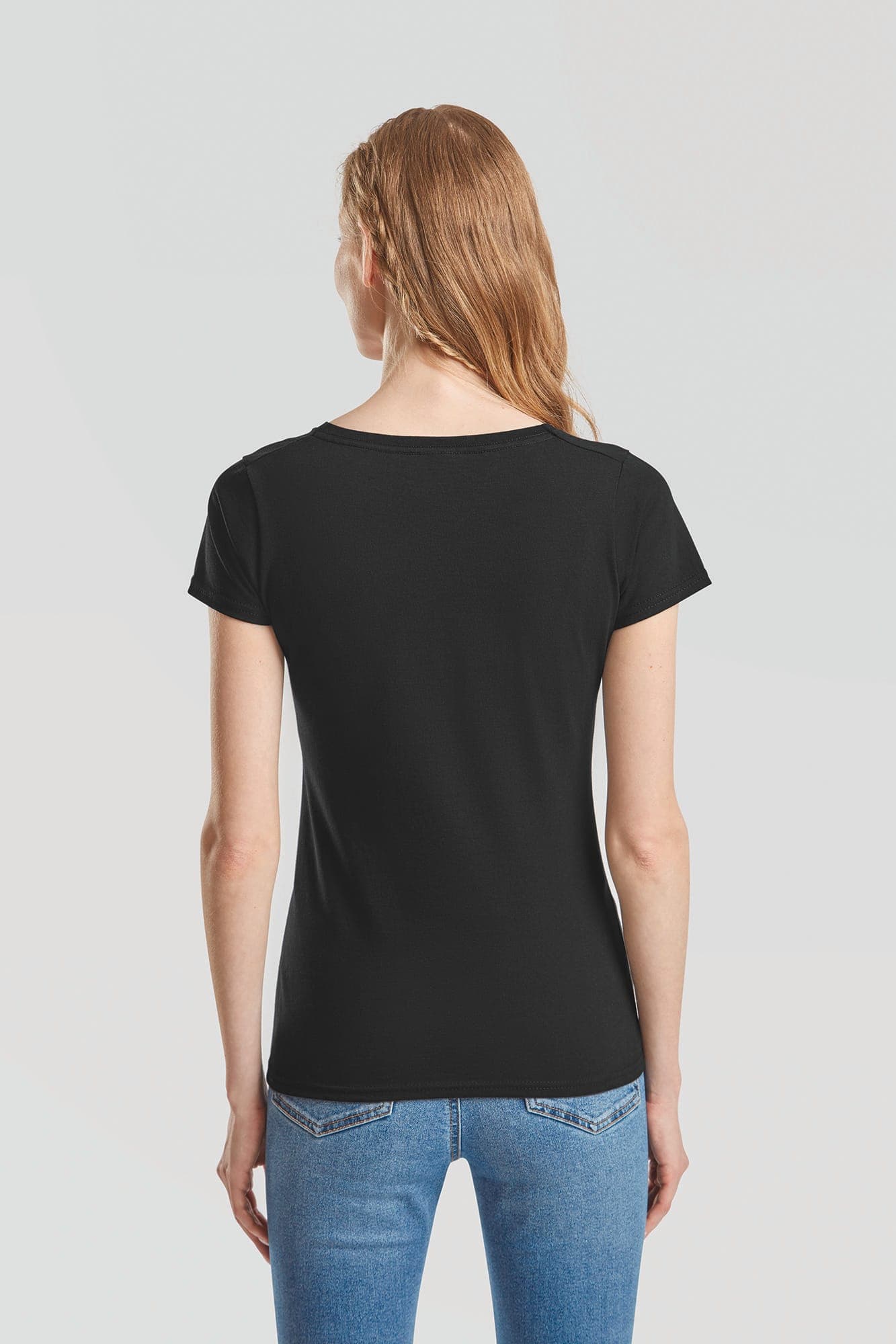 T-shirt femme col v Valueweight (61-398-0) en situation