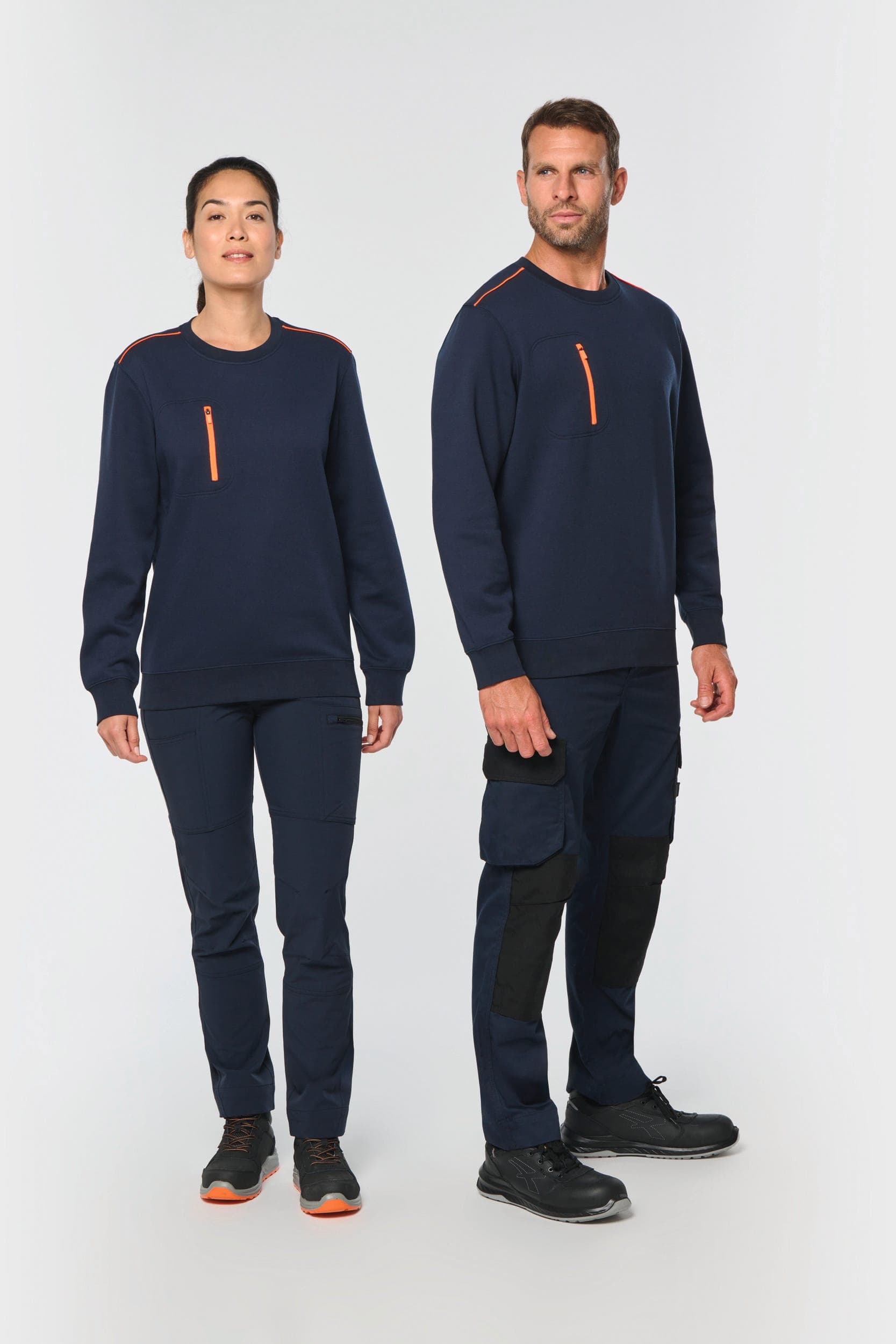 Sweat-shirt Day To Day zip poche contrastée unisexe