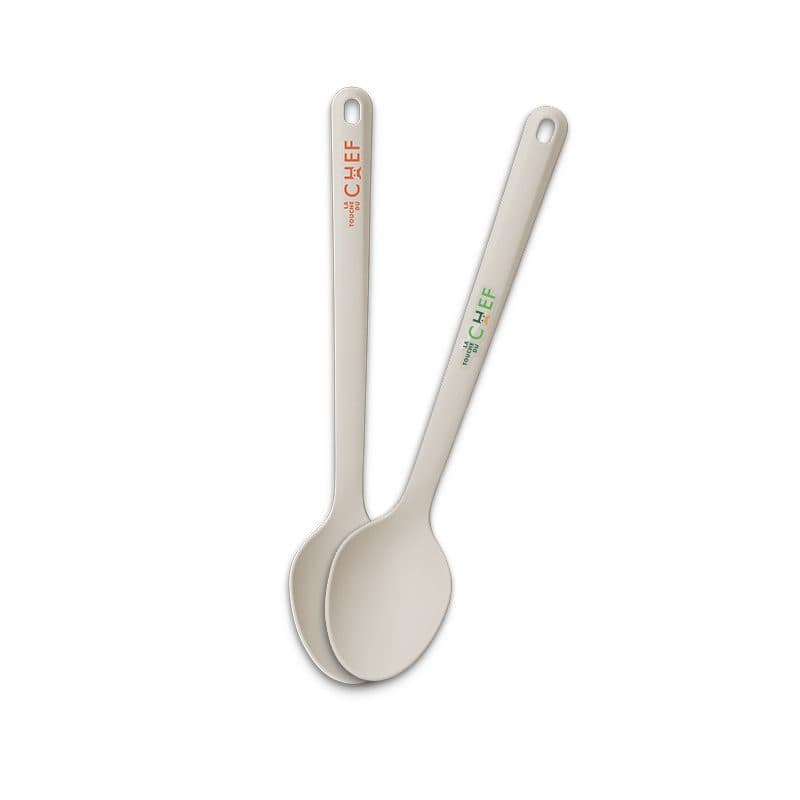CUILLÈRE DE SERVICE - USTENSILE DE CUISINE EN PLASTIQUE (PBT) en situation