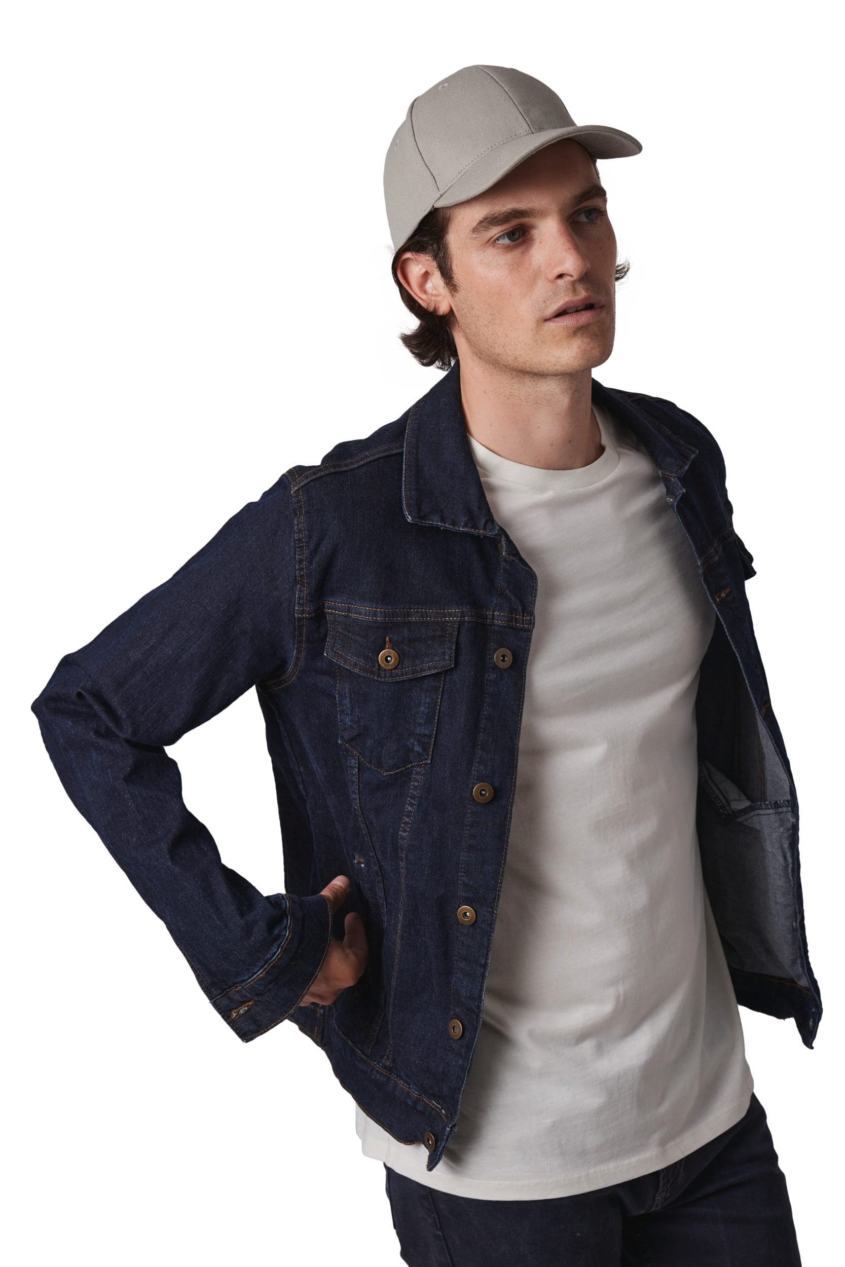 Casquette en coton et polyester recyclés K-loop tracking-  6 panneaux en situation