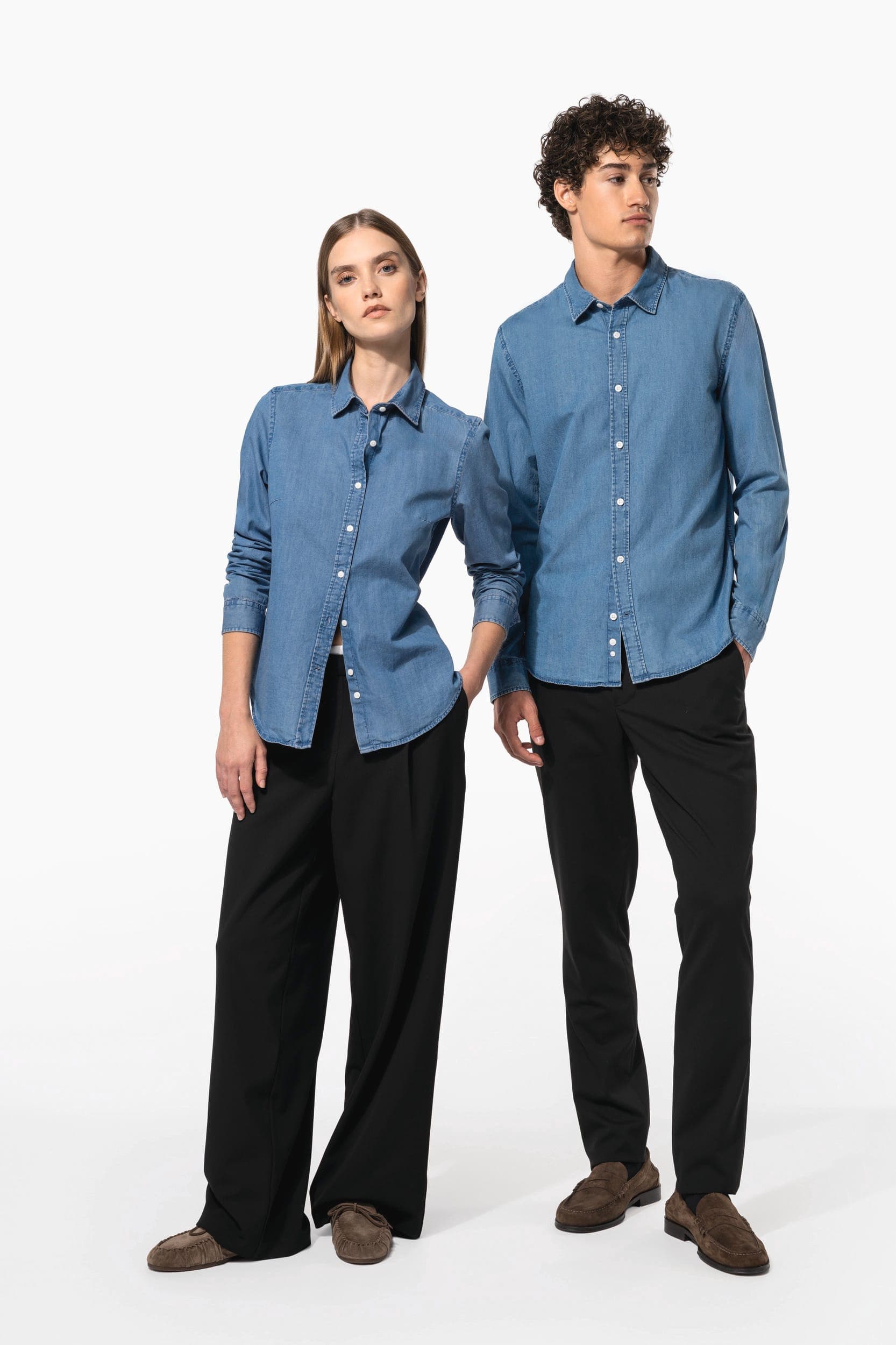 Chemise denim homme en situation