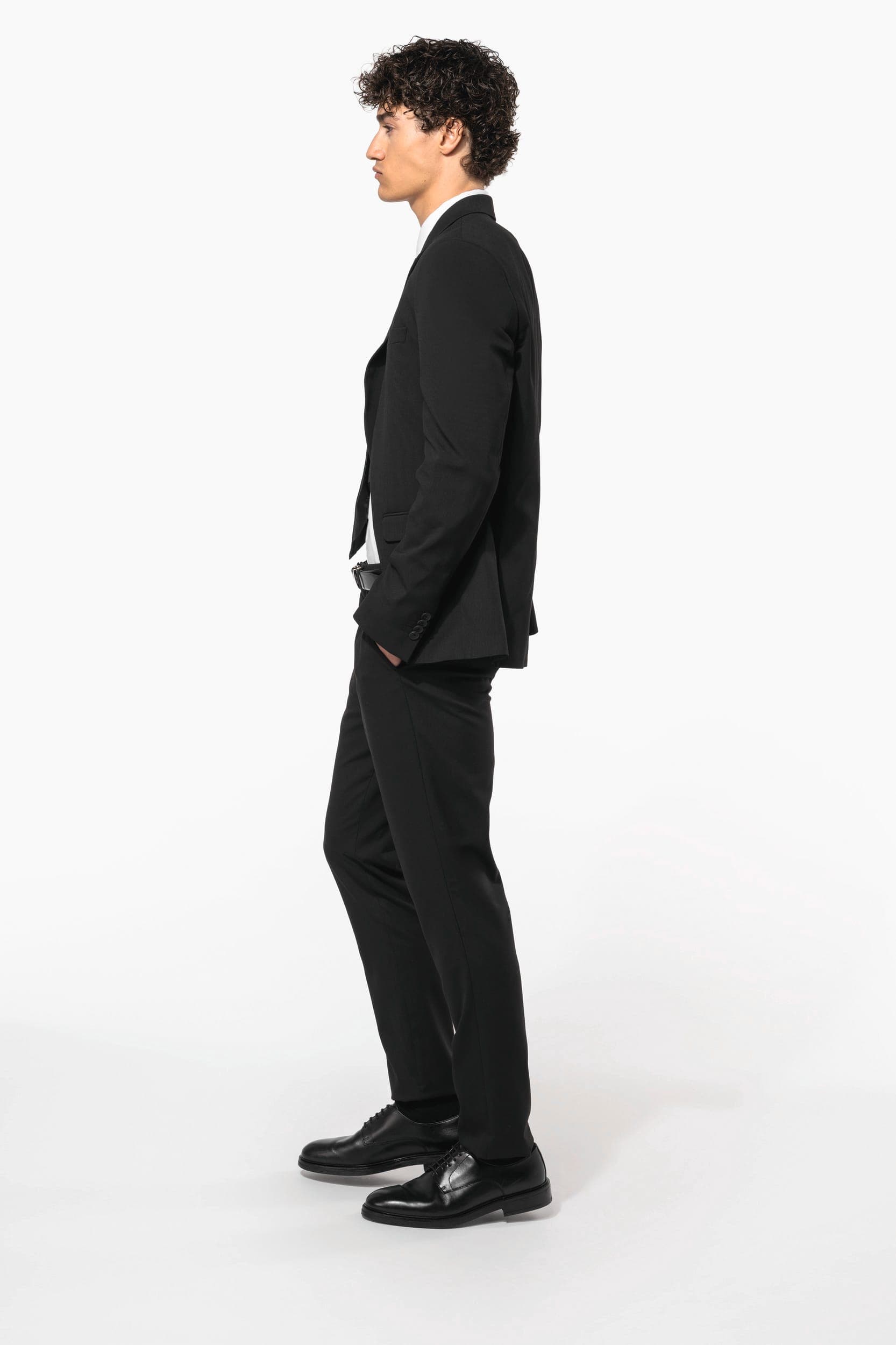 Pantalon homme en situation