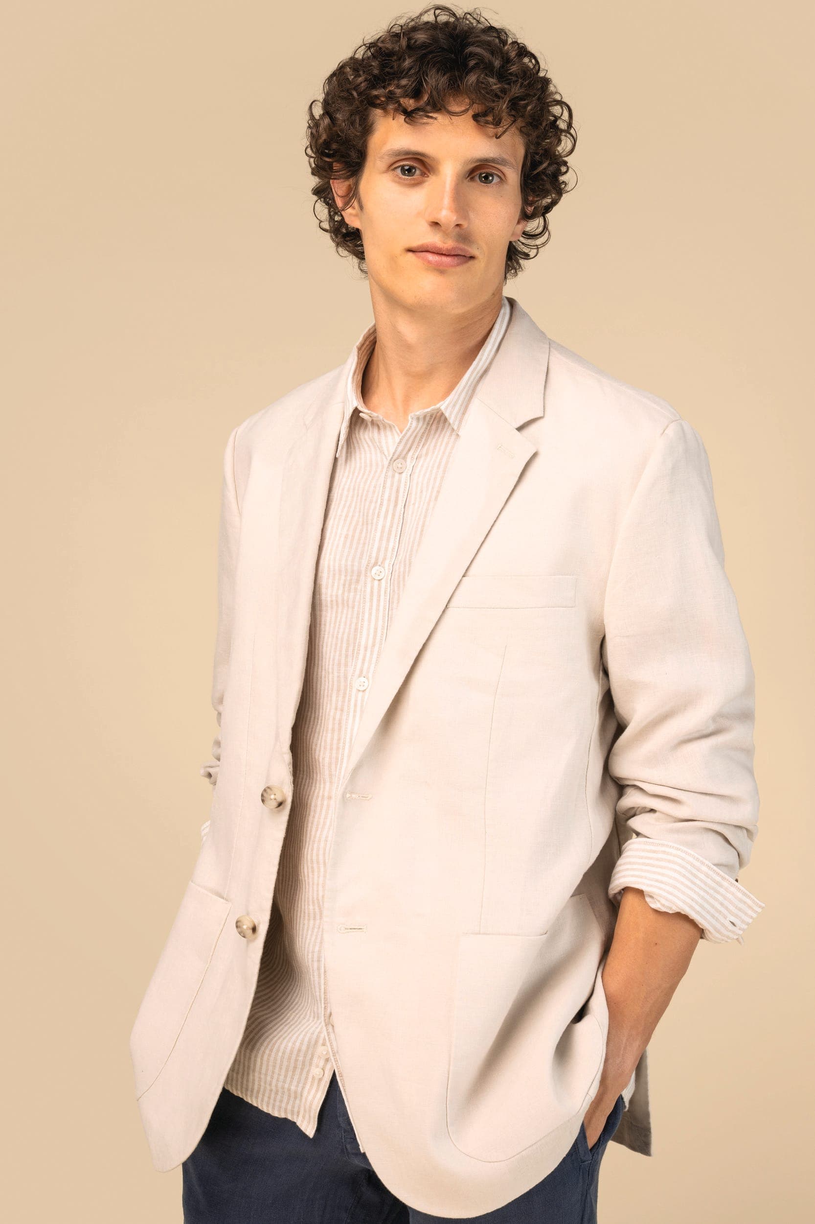 Blazer délavé en lin homme en situation