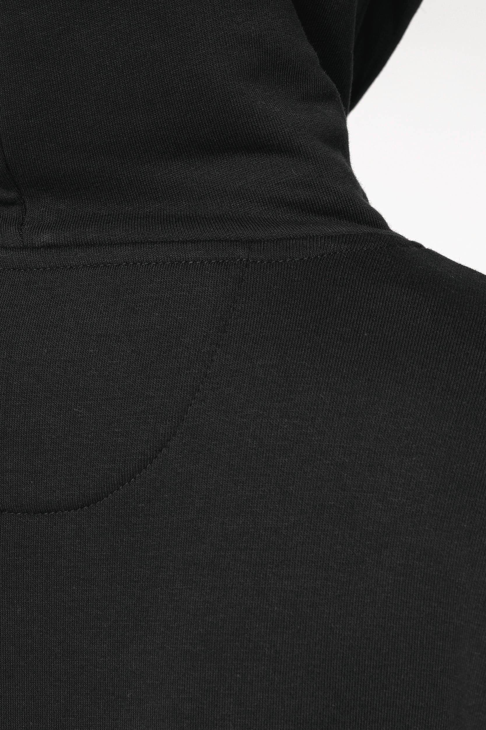 Sweat-shirt écoresponsable à capuche unisexe en situation
