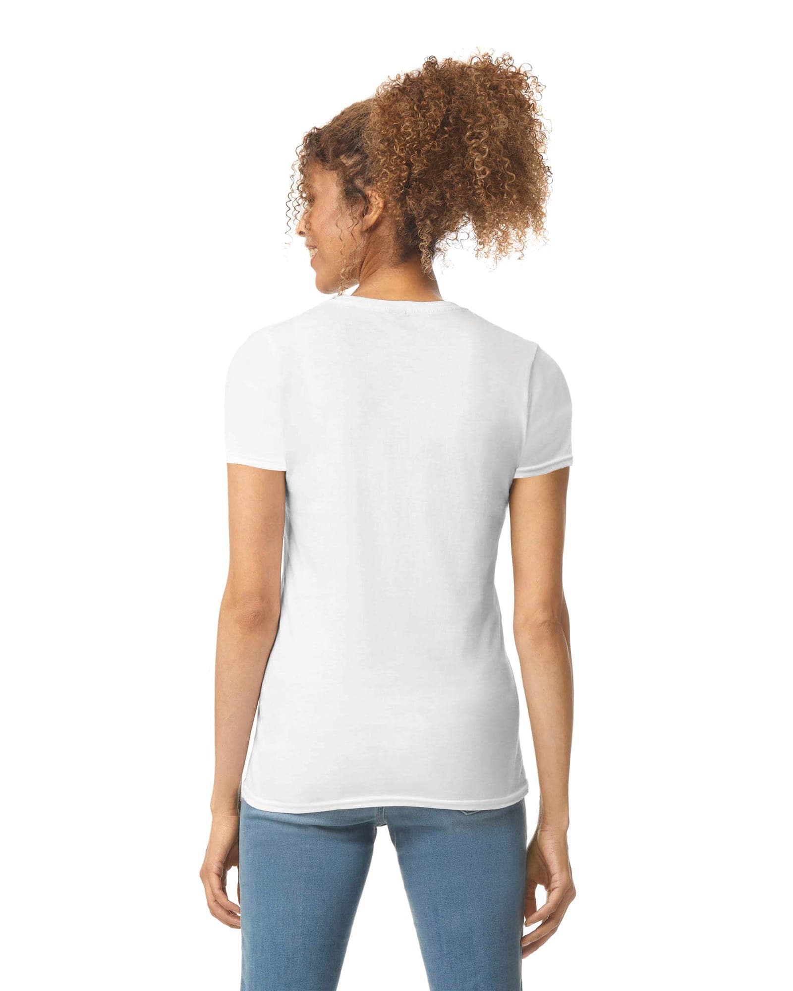 T-shirt femme col rond Softstyle en situation