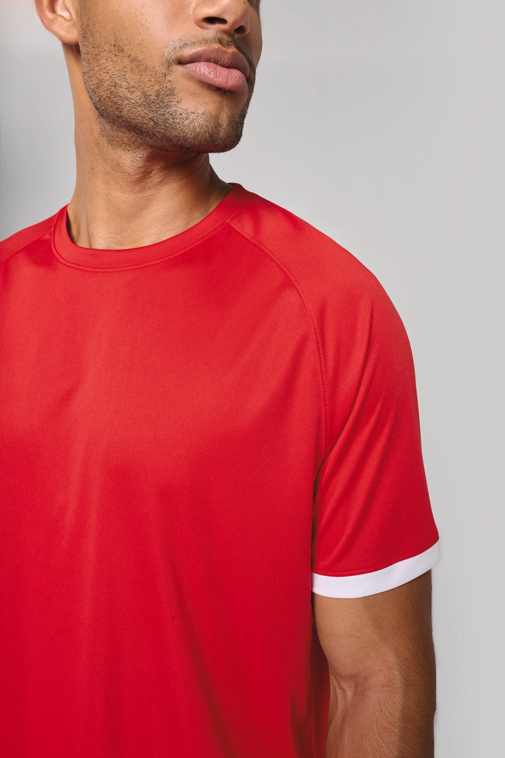 Maillot multisport en polyester unisexe en situation