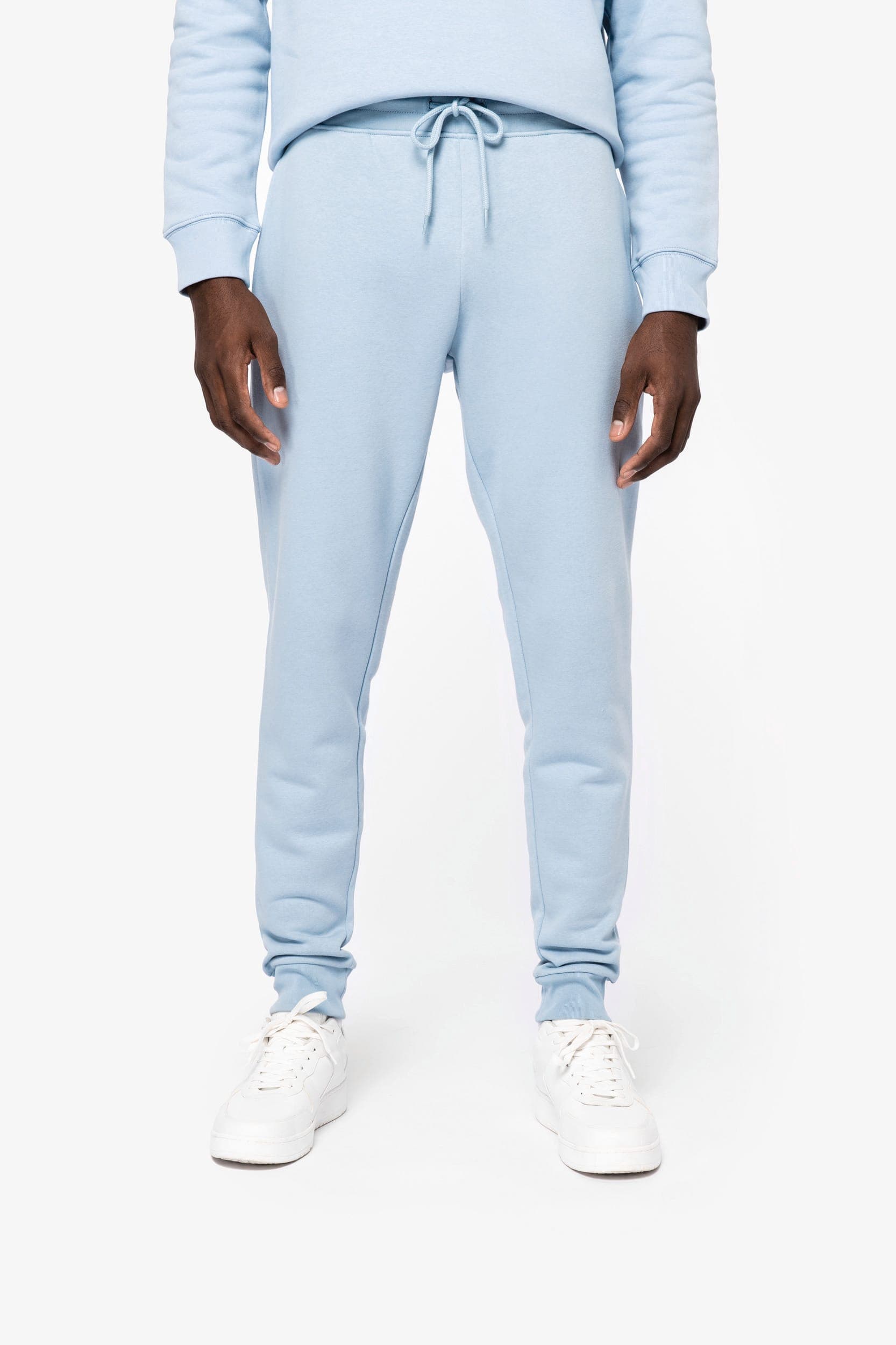 Pantalon de jogging écoresponsable homme en situation