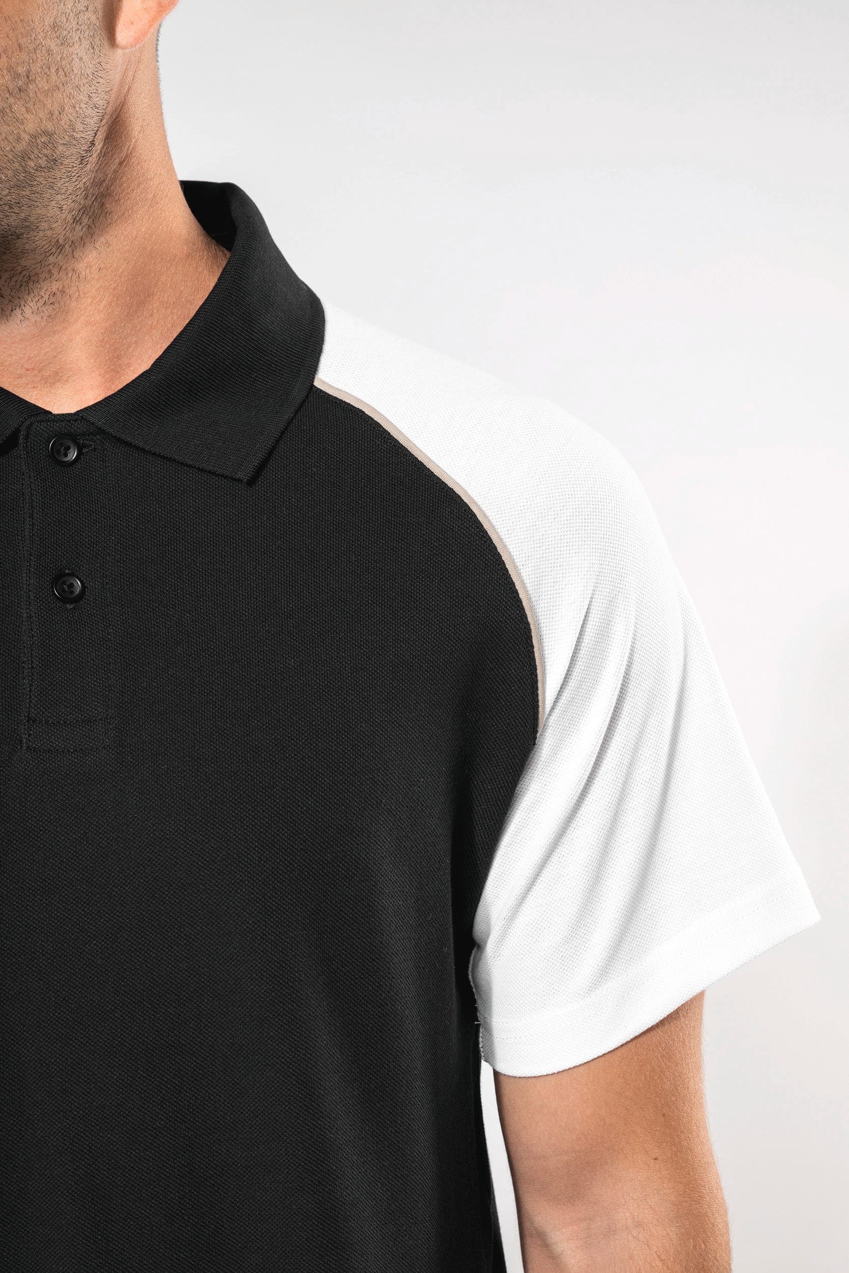 Polo baseball manches courtes en situation
