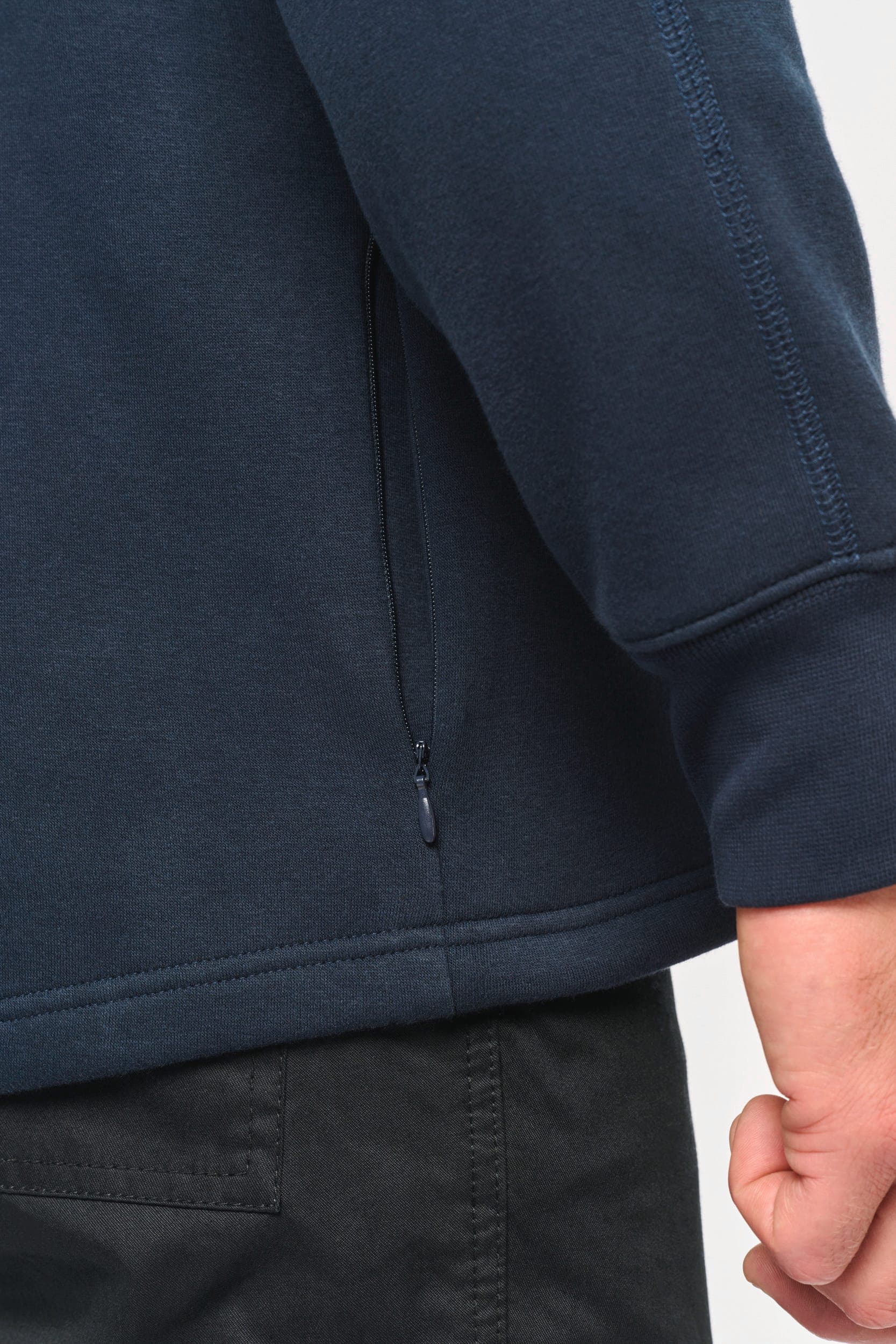 Sweat-shirt manches montées homme en situation