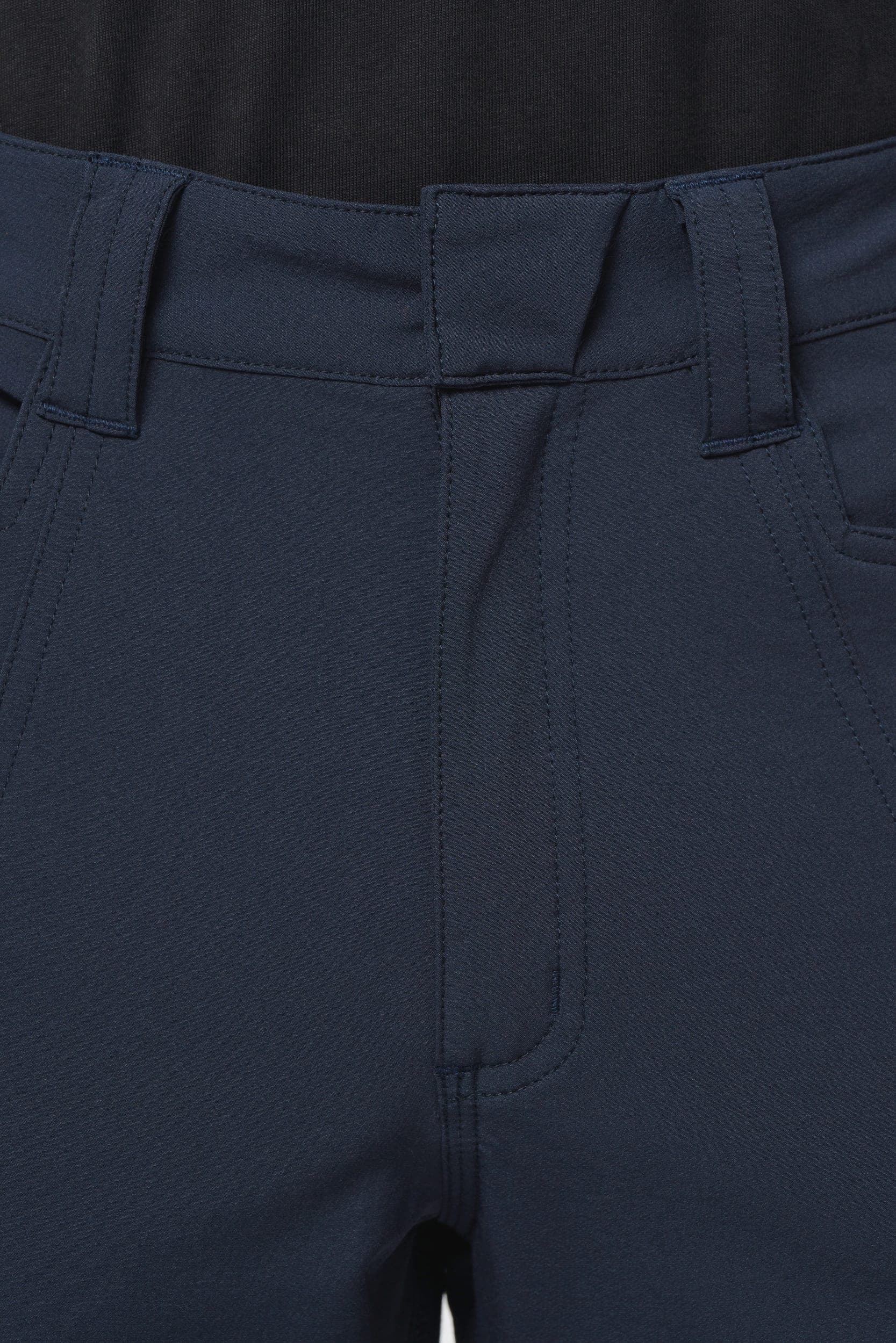 Pantalon recyclé stretch homme en situation